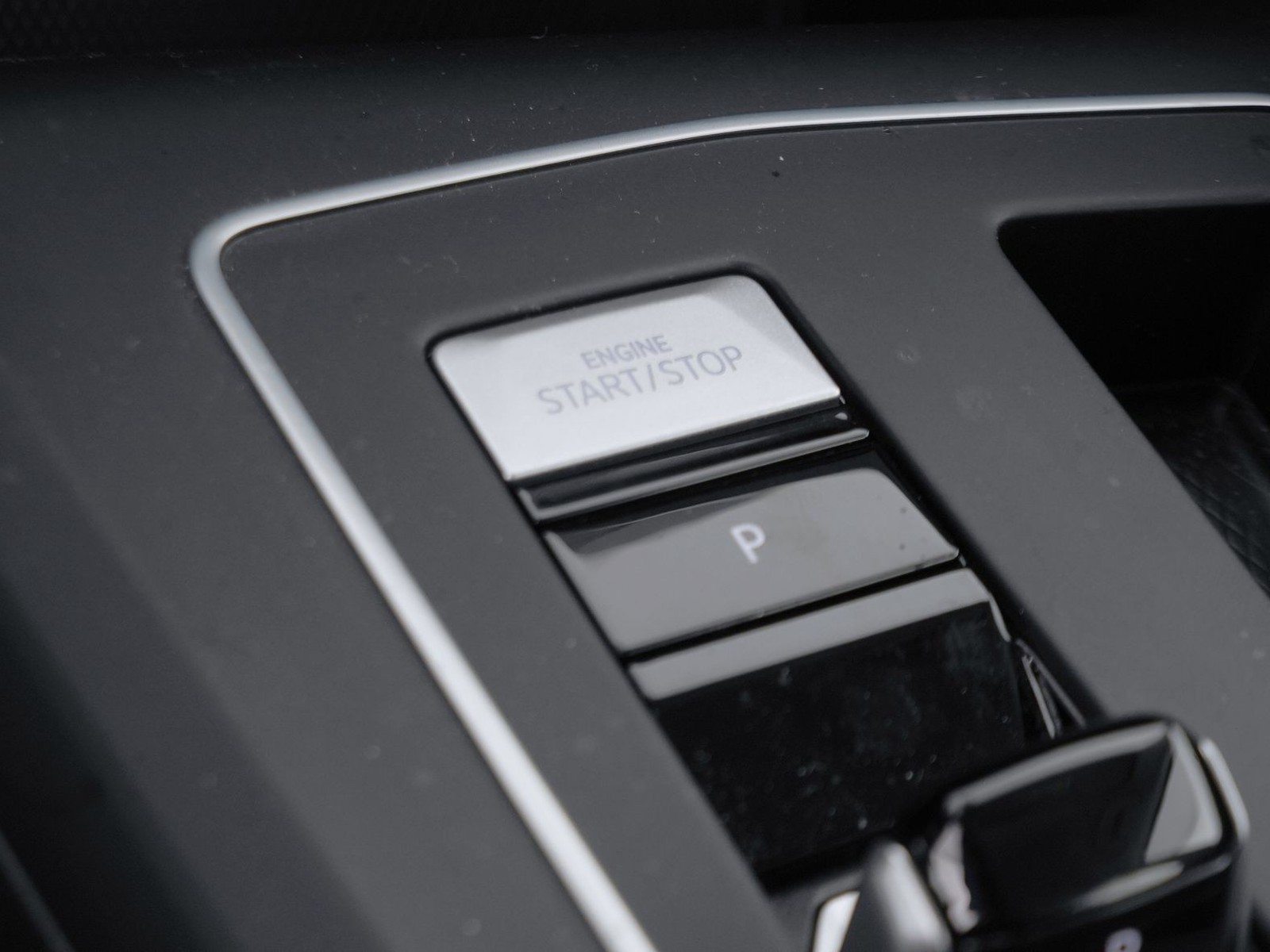 23 - Volkswagen Golf 2.0 tdi scr 115cv life dsg