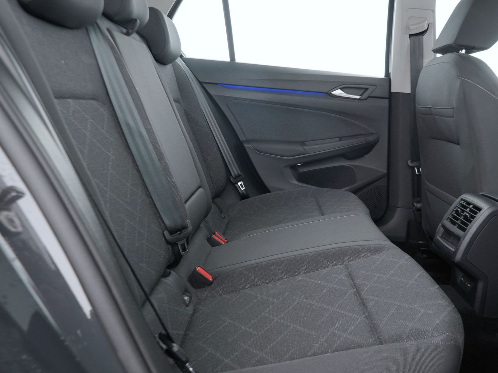 9 - Volkswagen Golf 2.0 tdi scr 115cv life dsg