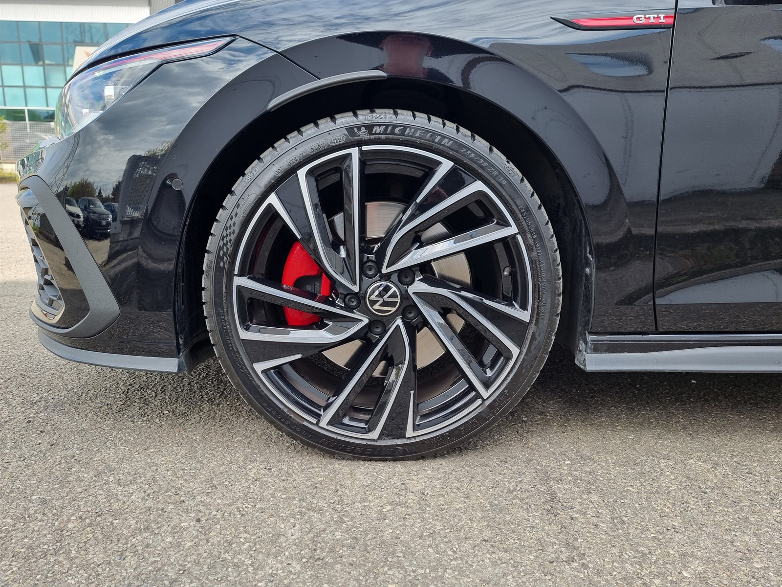 5 - Volkswagen Golf 2.0 tsi 245cv gti dsg