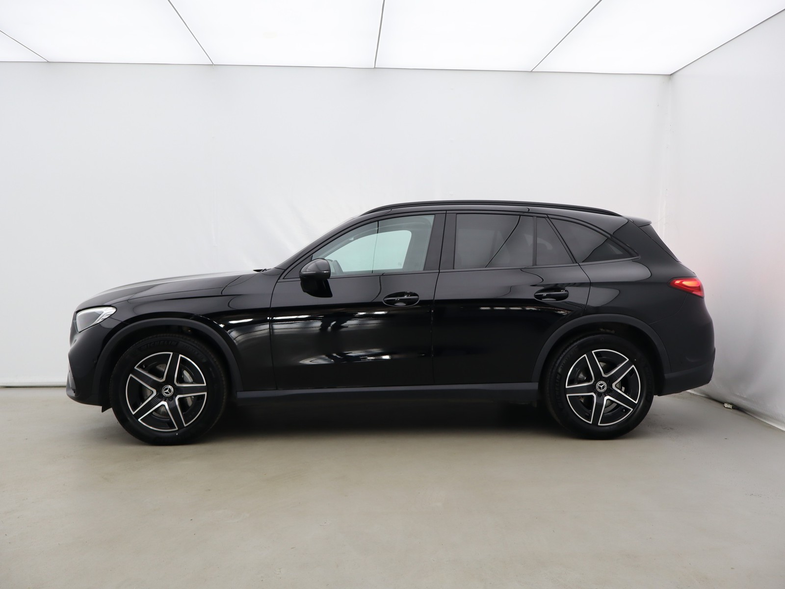 3 - Mercedes GLC suv 220 d amg line advanced plus 4matic 9g-tronic