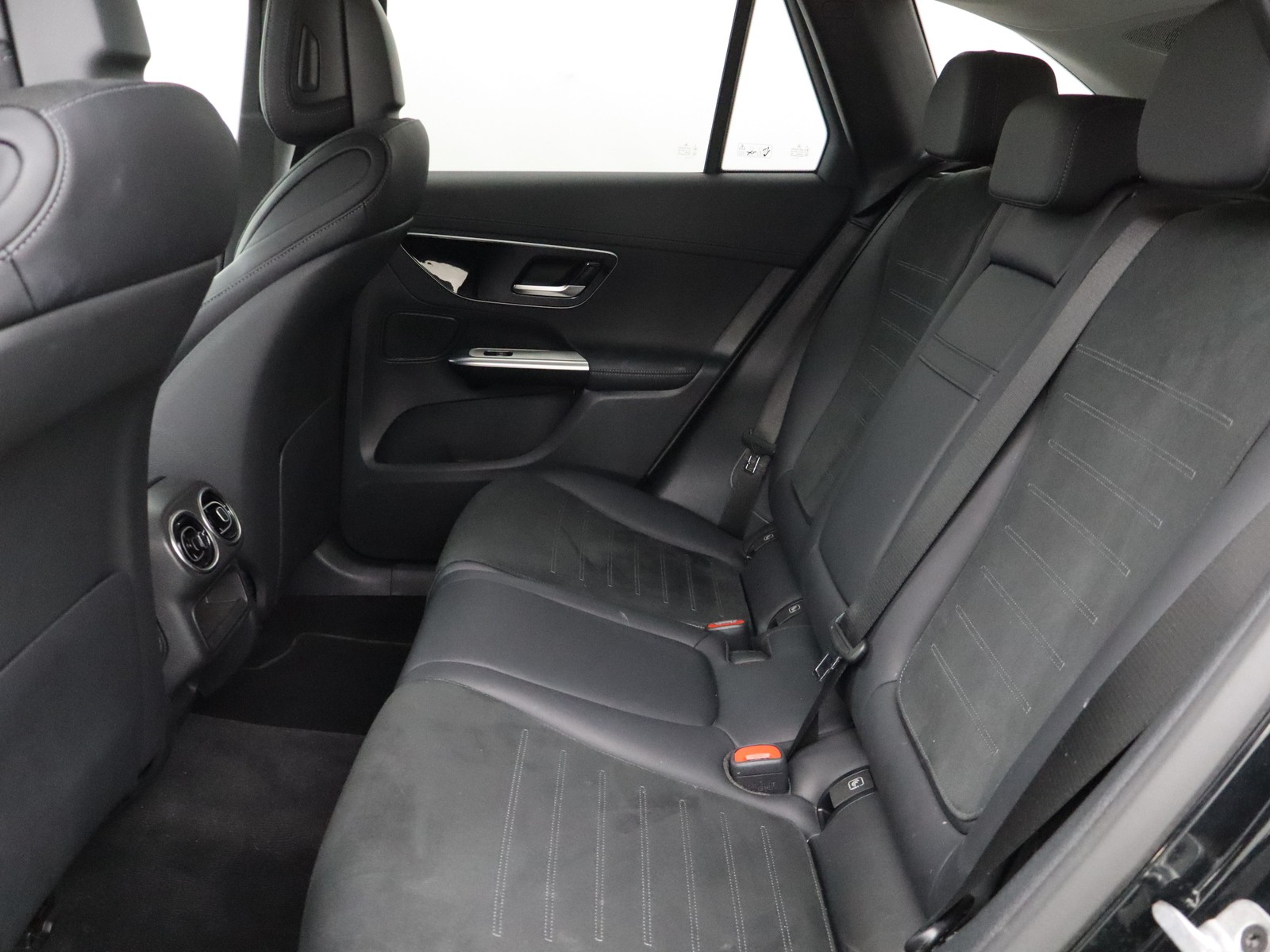 8 - Mercedes GLC suv 220 d amg line advanced plus 4matic 9g-tronic
