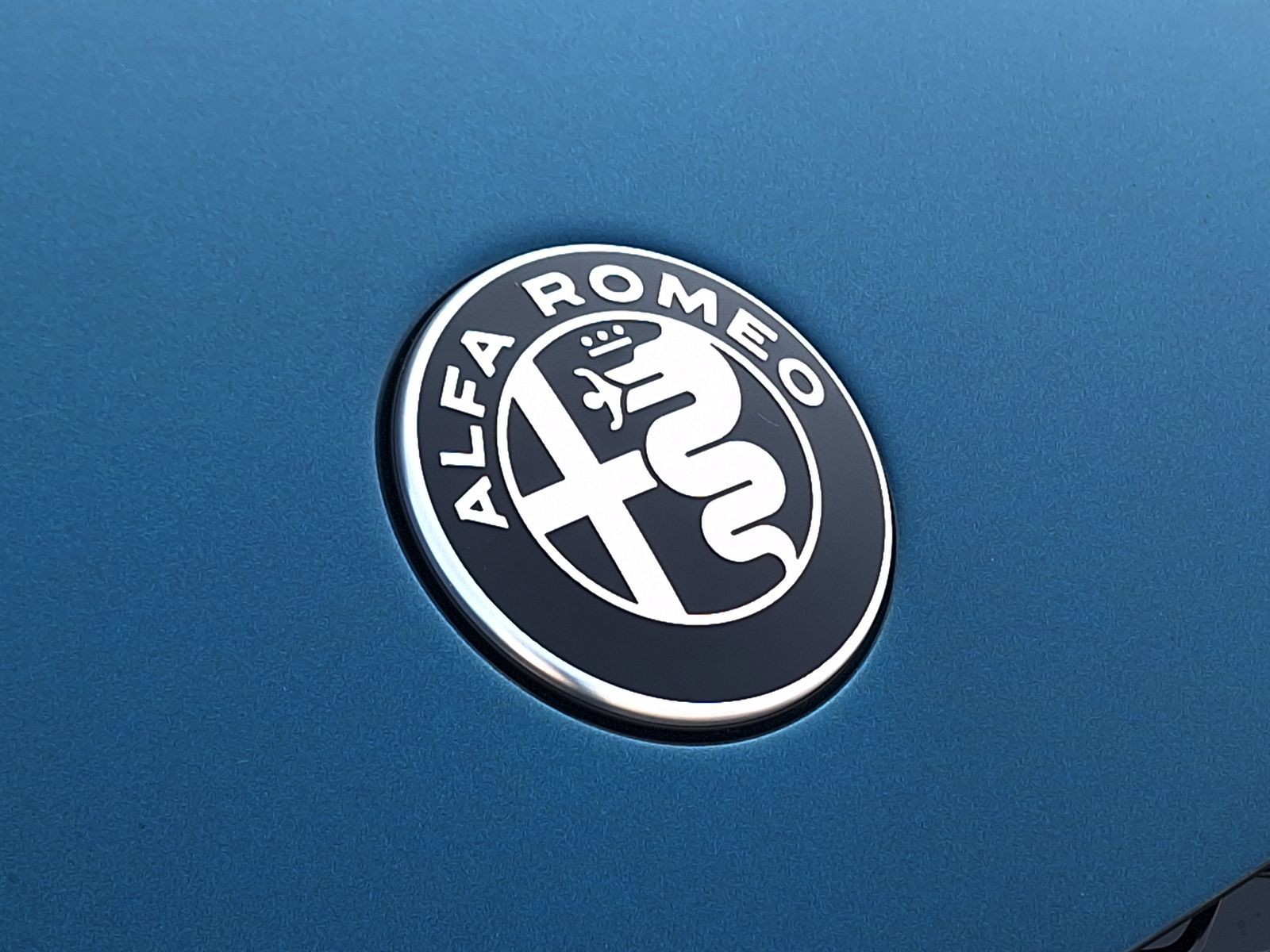 24 - Alfa Romeo Junior 1.2 hybrid 145cv ibrida edct6