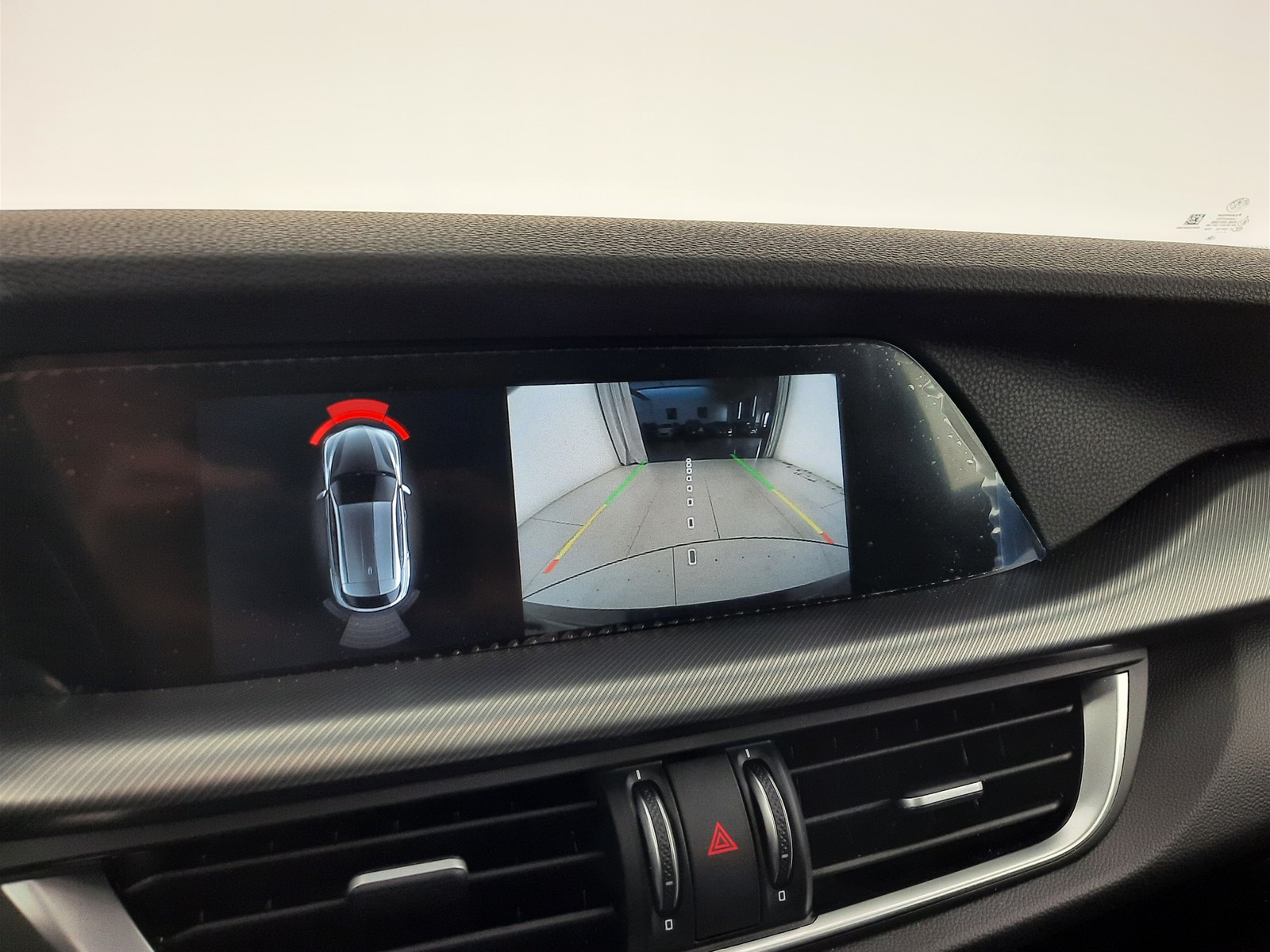 16 - Alfa Romeo Stelvio 2.2 turbo 210cv veloce q4 at8