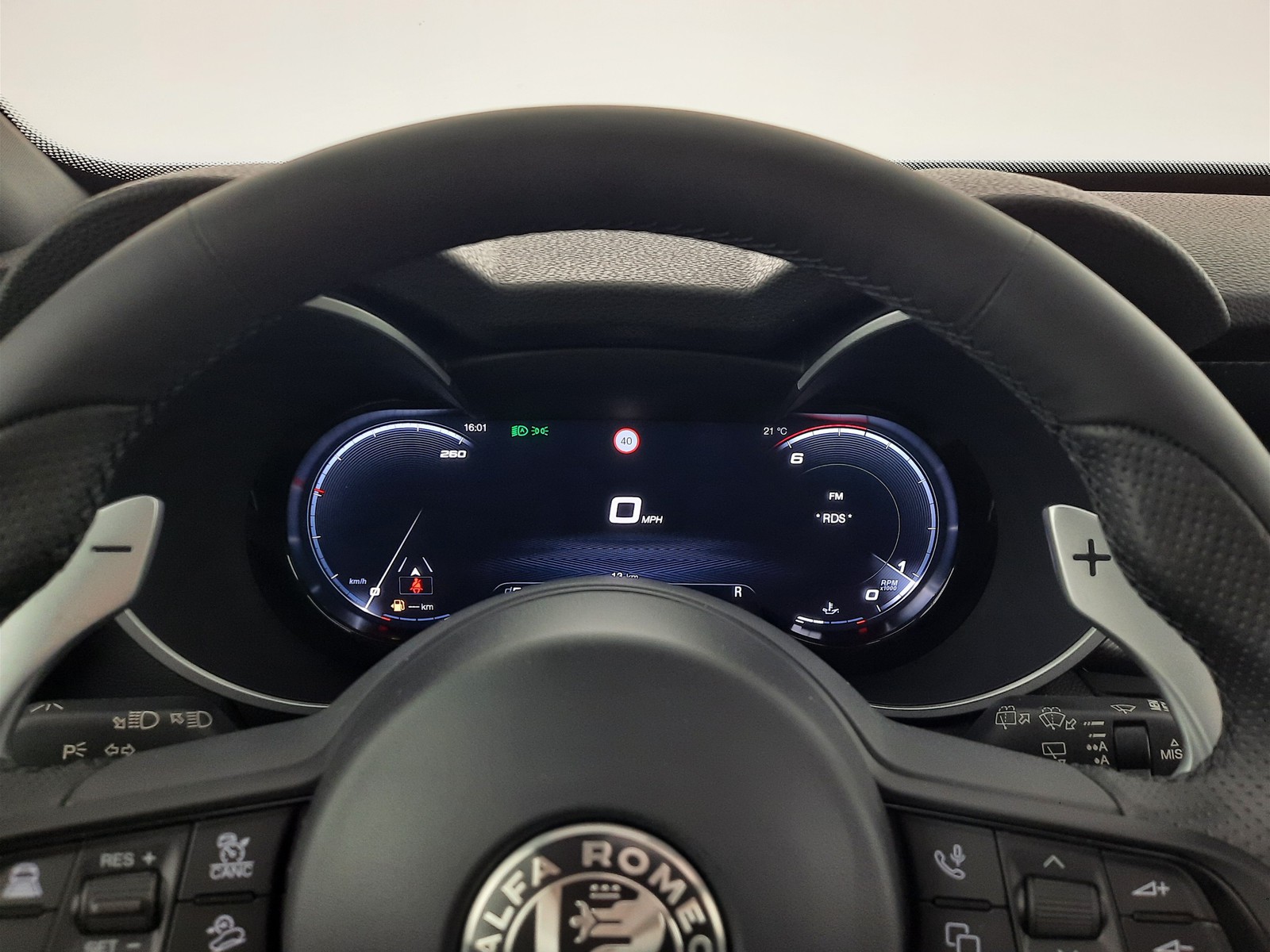 17 - Alfa Romeo Stelvio 2.2 turbo 210cv veloce q4 at8