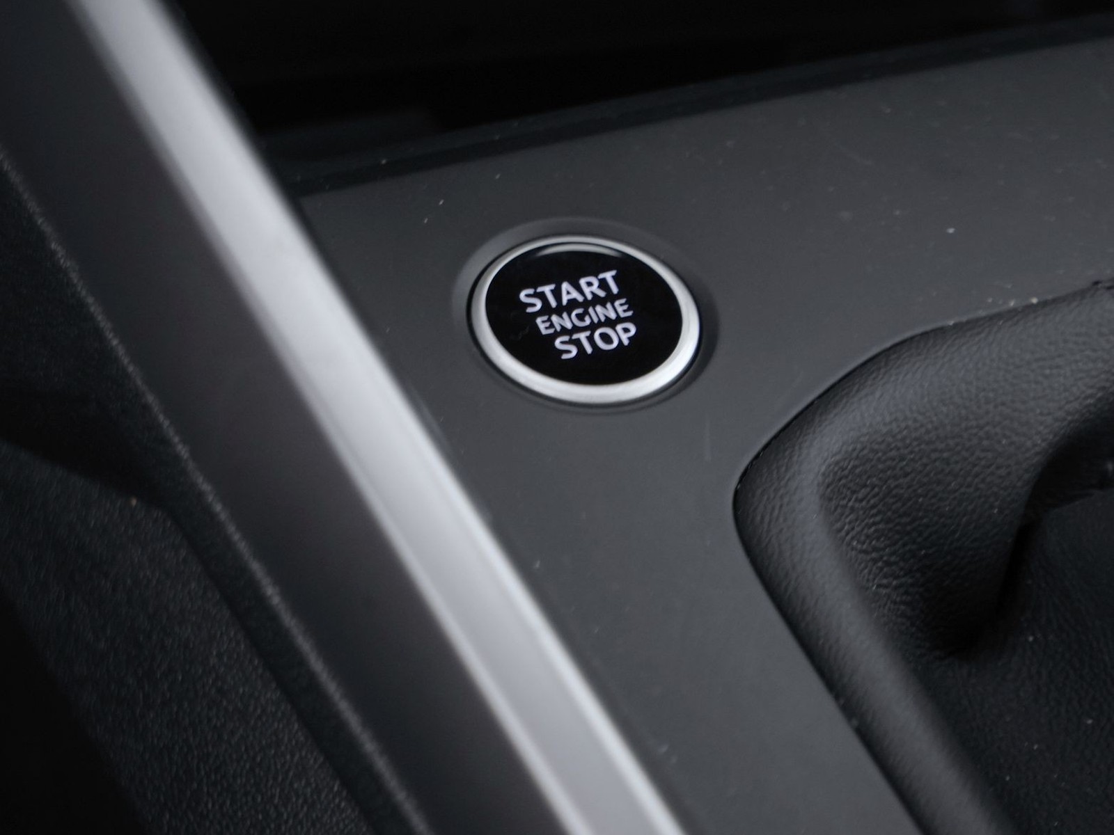 23 - Audi A3 sportback 30 1.0 tfsi business advanced