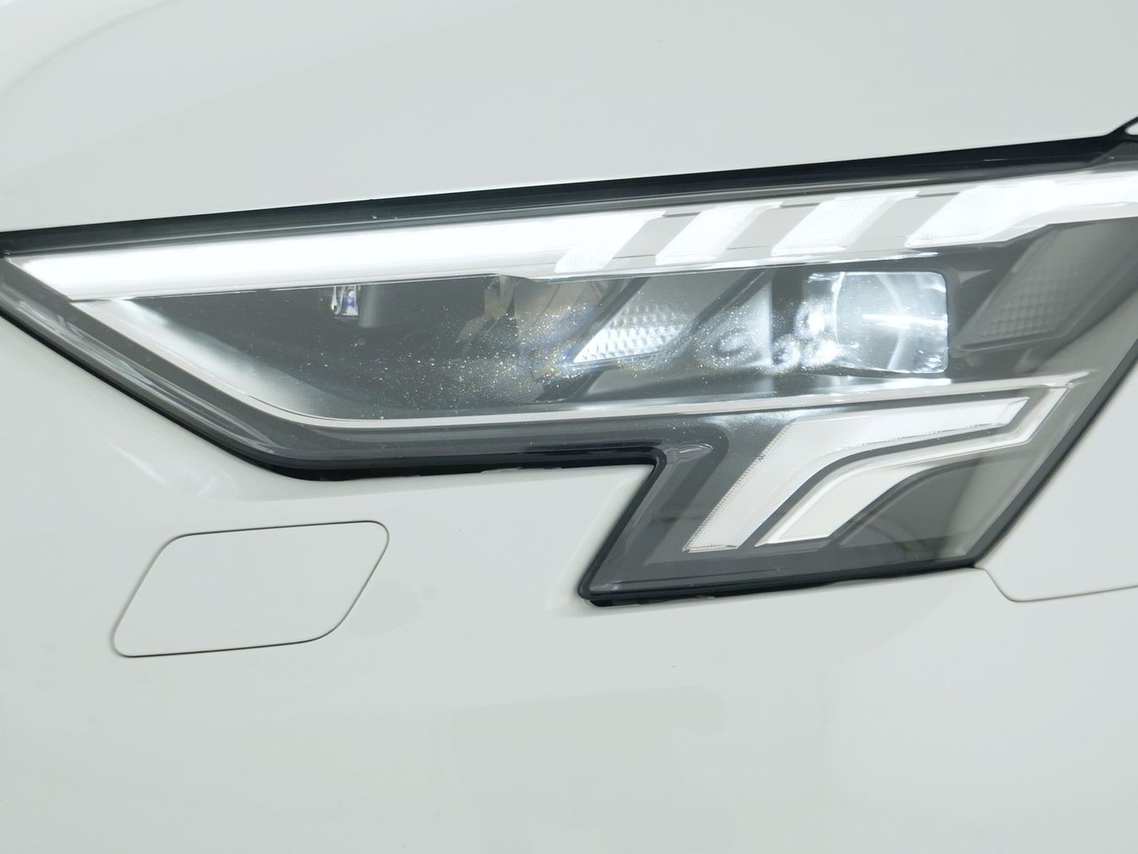 6 - Audi A3 sportback 30 1.0 tfsi business advanced