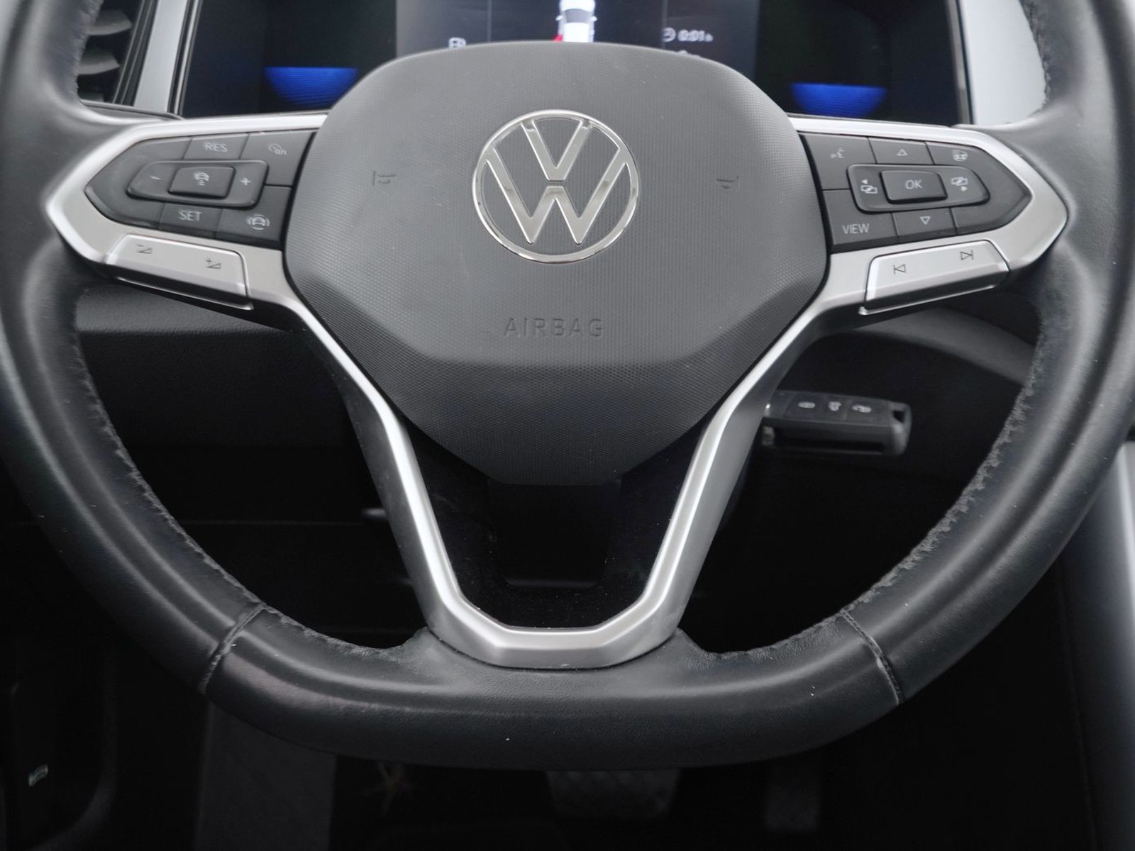 15 - Volkswagen T-Roc 2.0 tdi scr 150cv life dsg