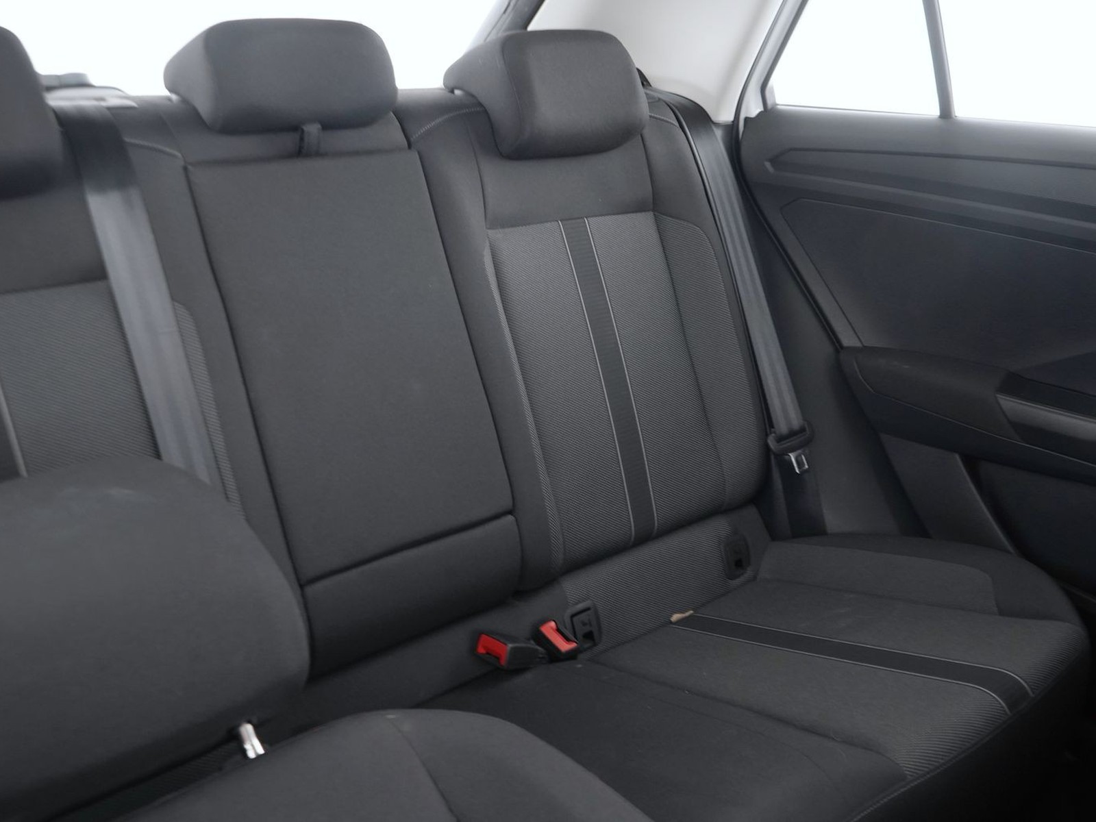 21 - Volkswagen T-Roc 2.0 tdi scr 150cv life dsg