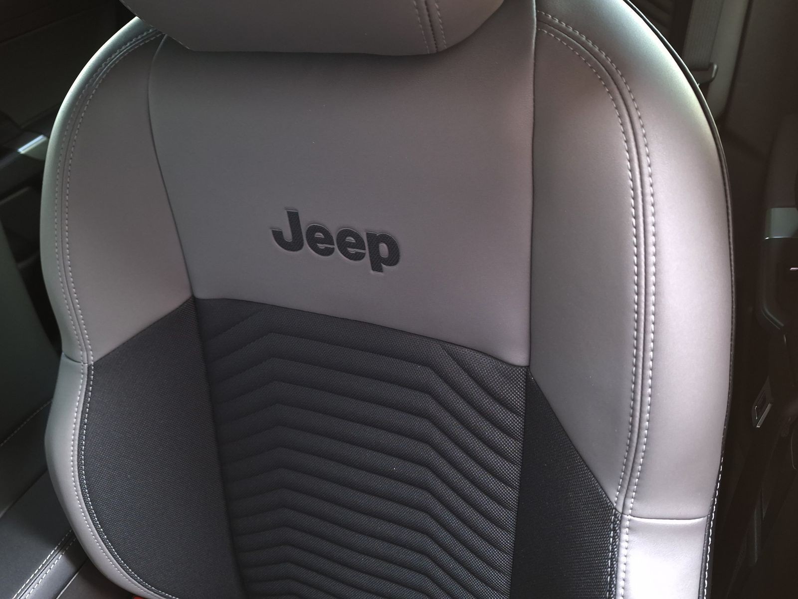 21 - Jeep Compass 1.2 turbo e-hybrid mhev 145cv first edition fwd edct6