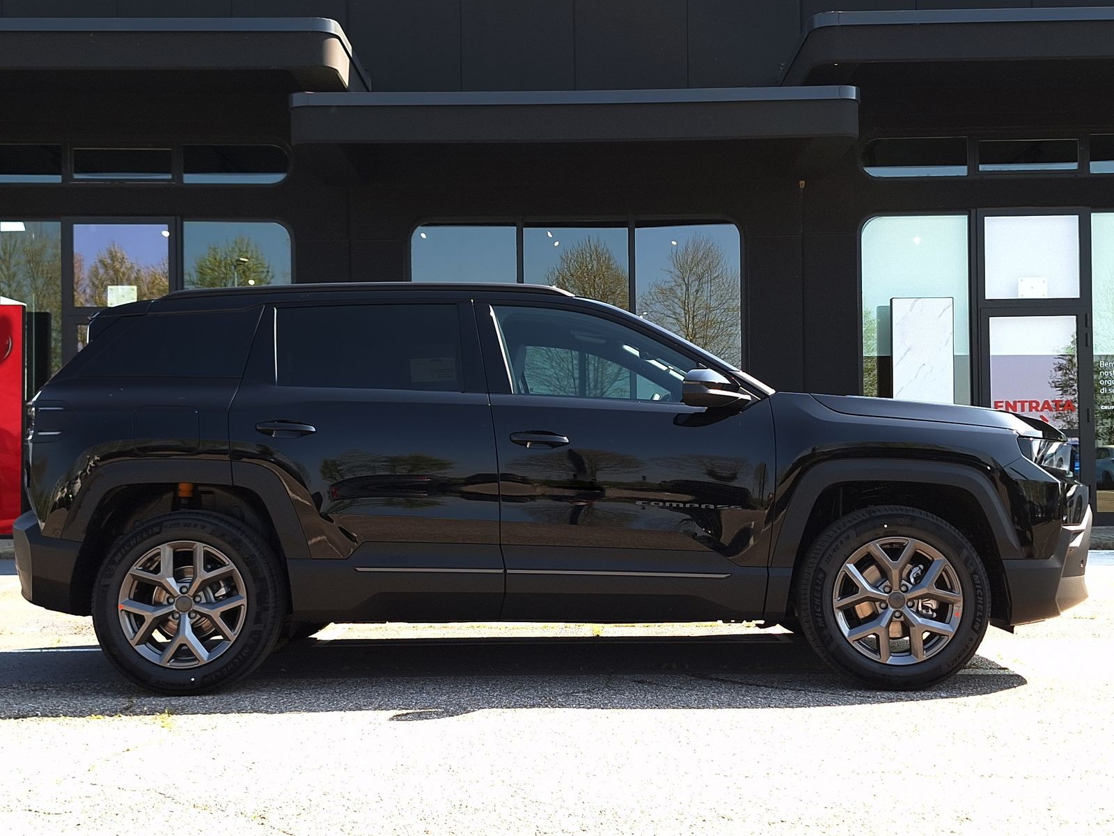 4 - Jeep Compass 1.2 turbo e-hybrid mhev 145cv first edition fwd edct6