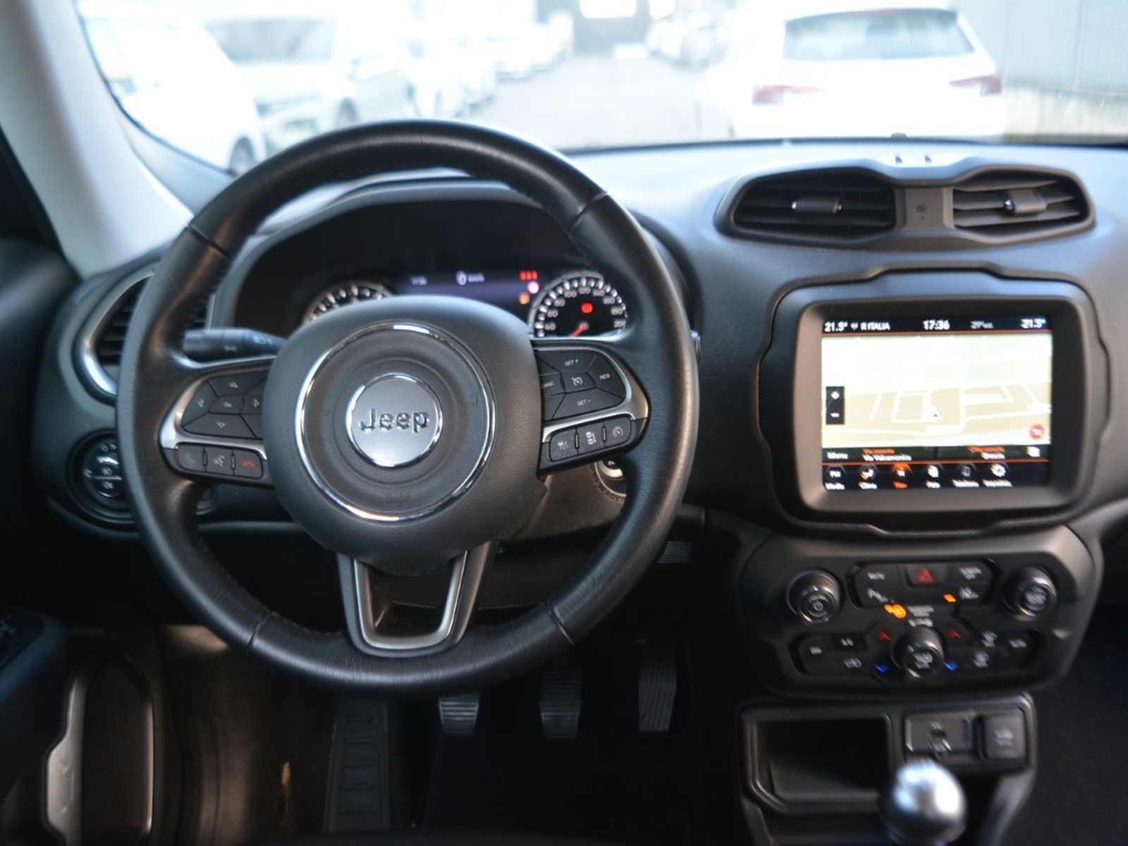 9 - Jeep Renegade 1.0 t3 limited 2wd