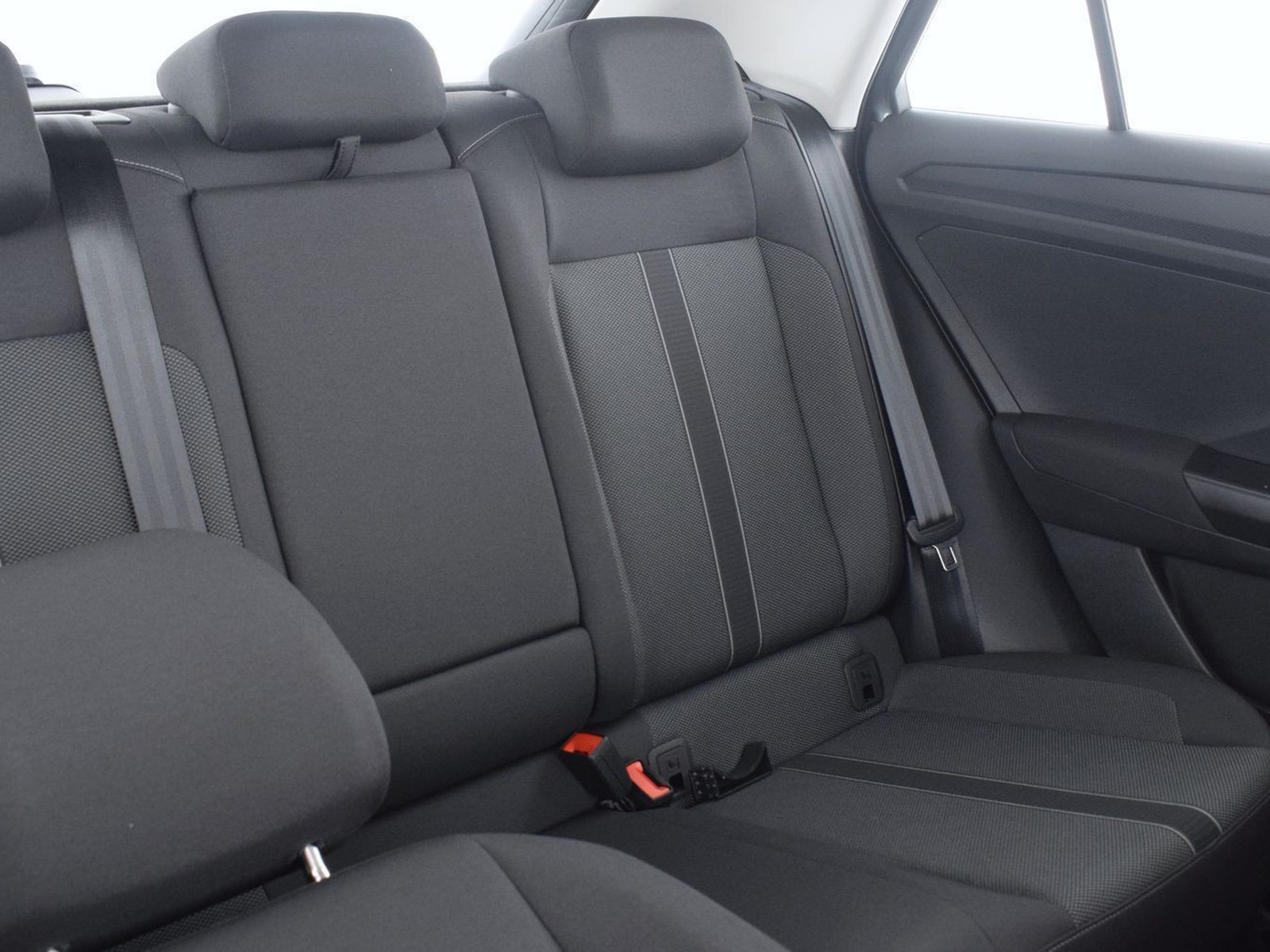 21 - Volkswagen T-Roc 2.0 tdi scr 115cv life
