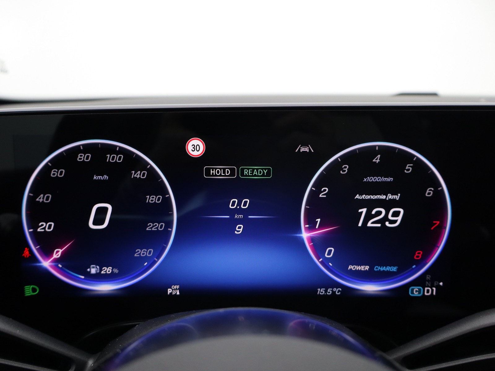 9 - Mercedes CLA 180 advanced plus auto