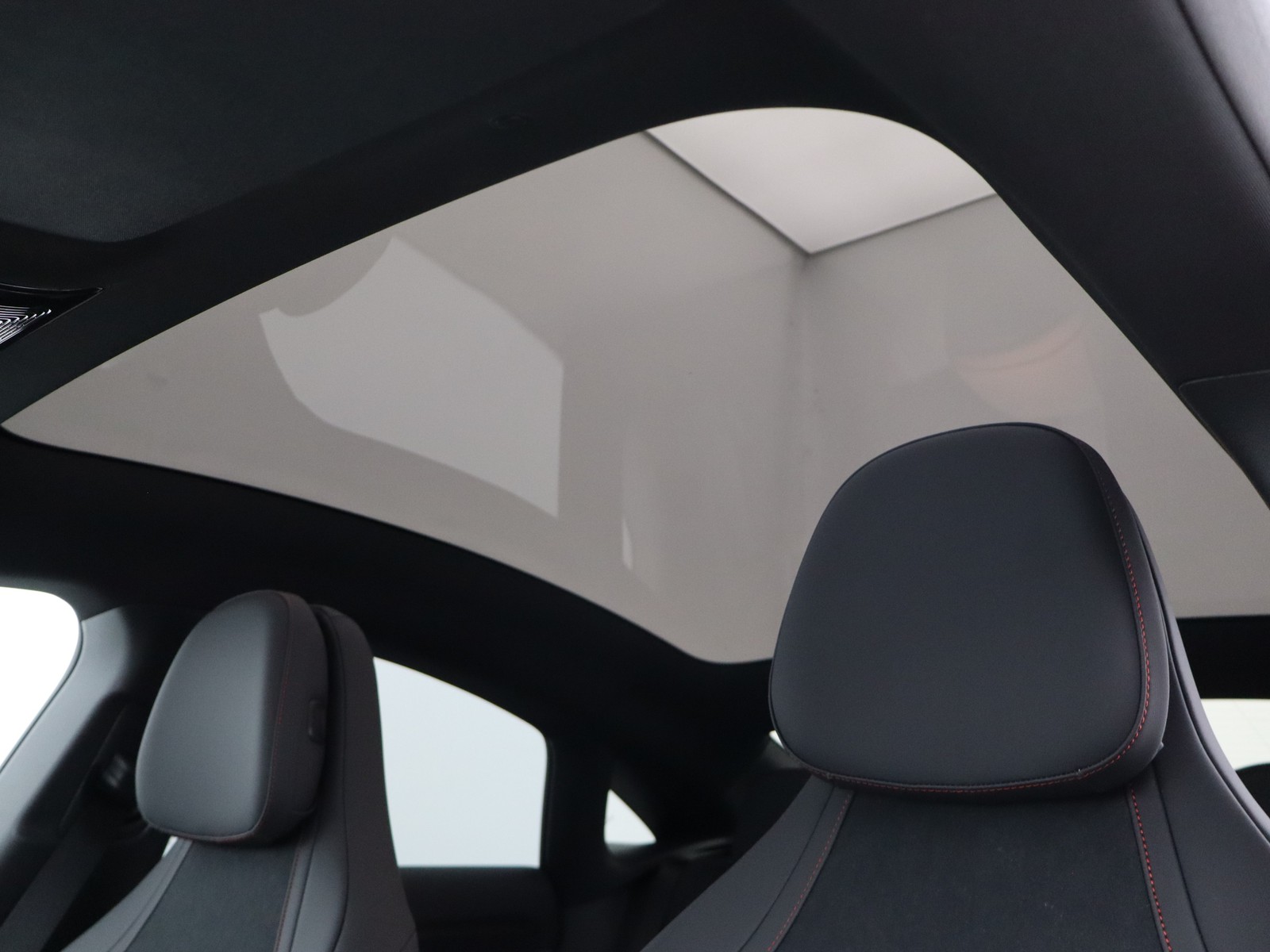 17 - Mercedes CLA 180 advanced plus auto