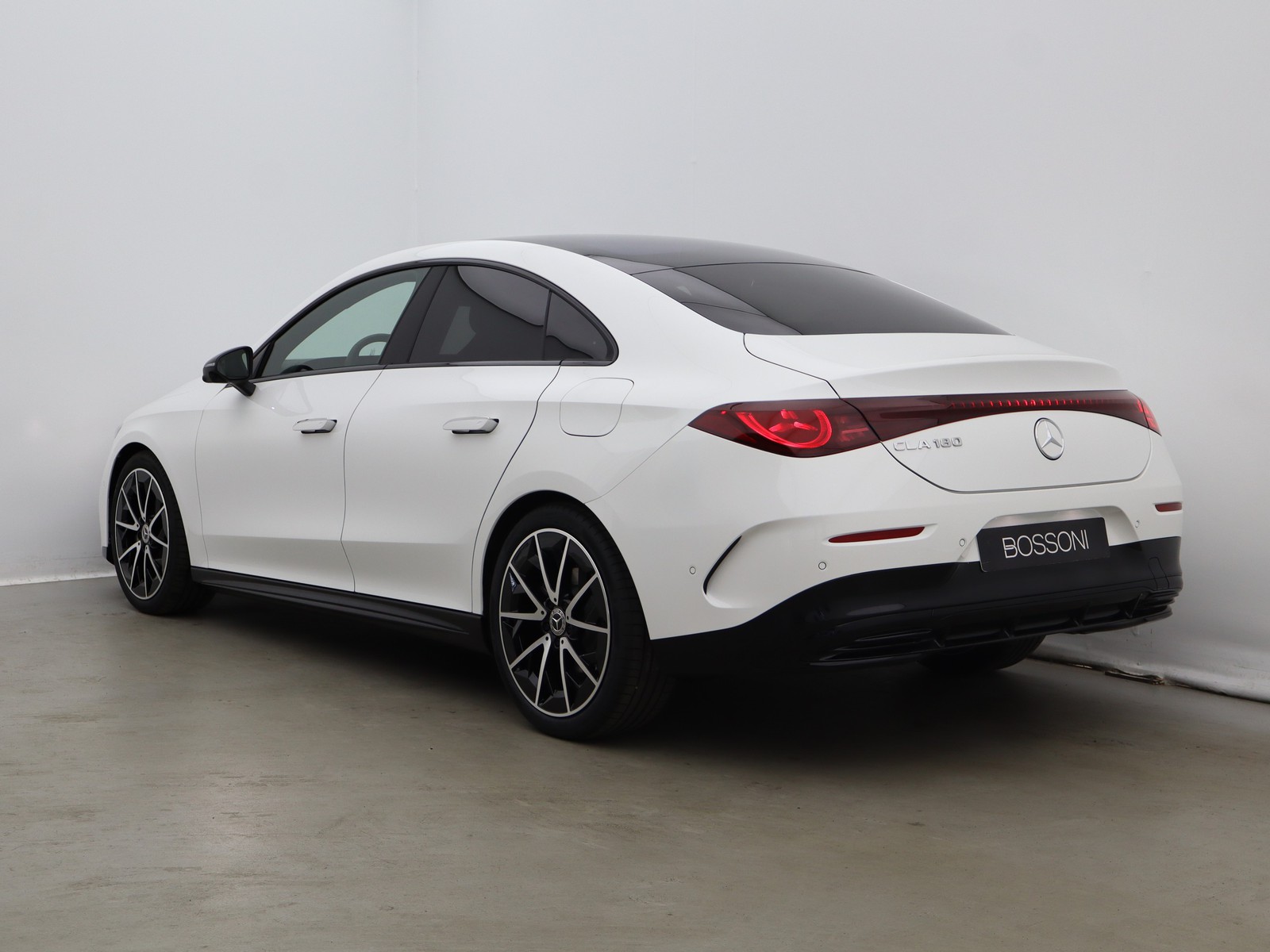 5 - Mercedes CLA 180 advanced plus auto