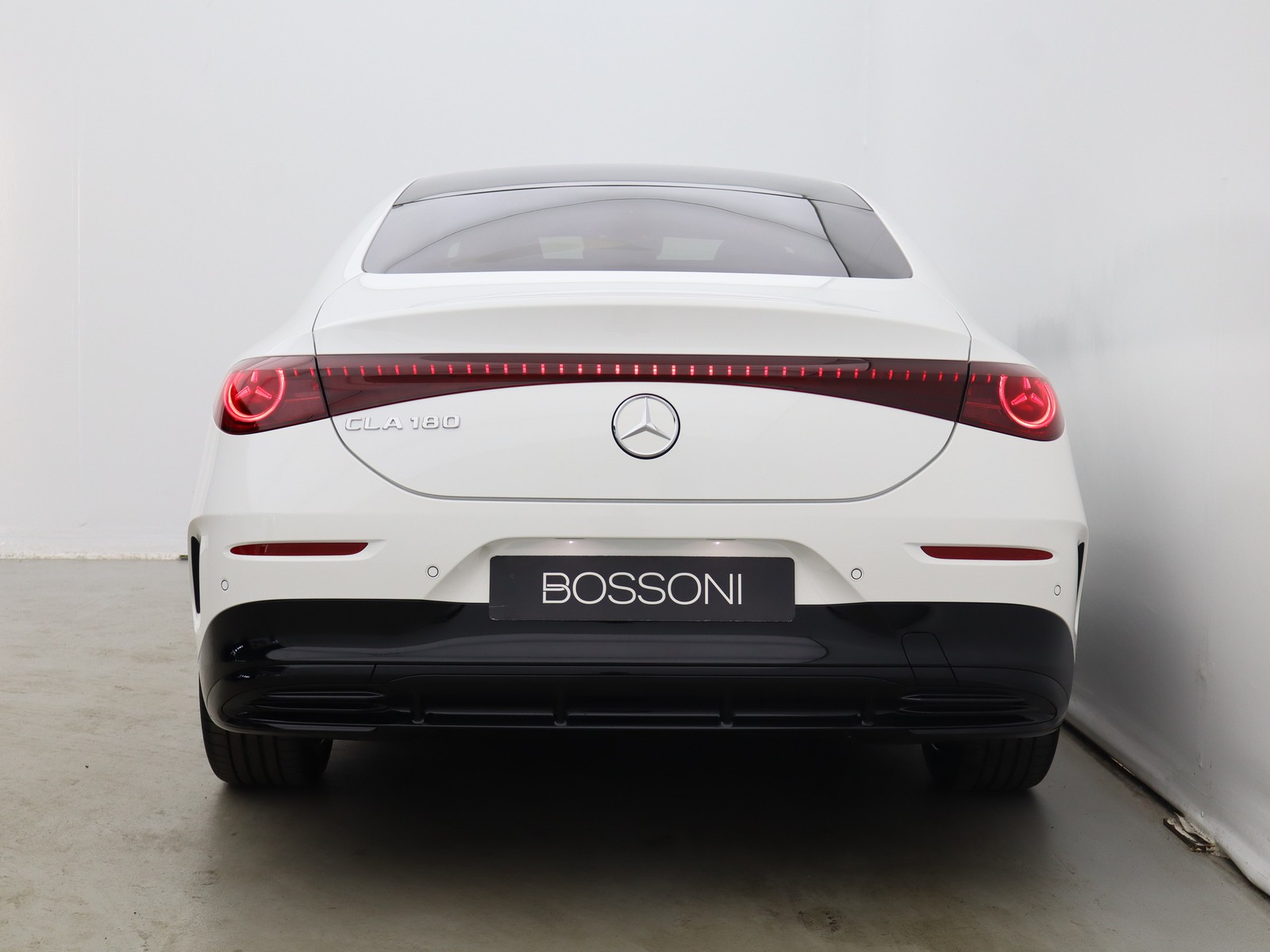 6 - Mercedes CLA 180 advanced plus auto