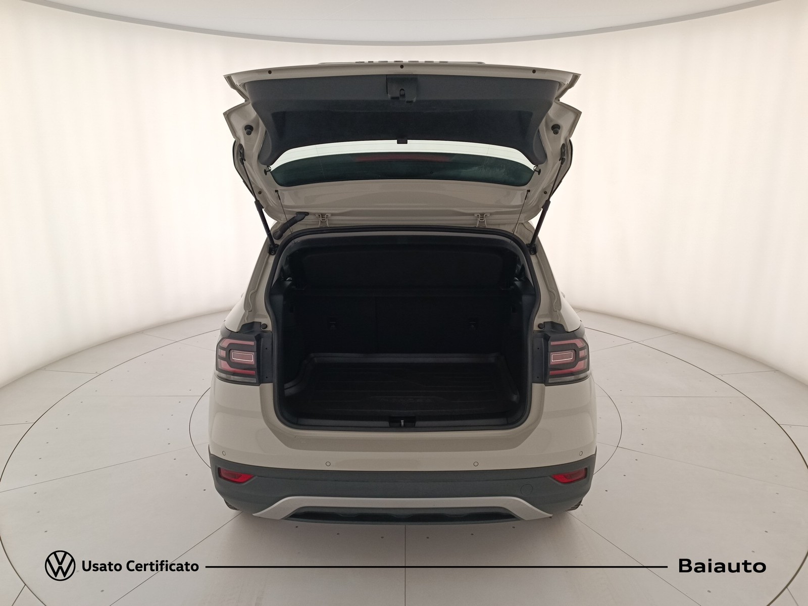 28 - Volkswagen T-Cross 1.0 tsi 95cv style