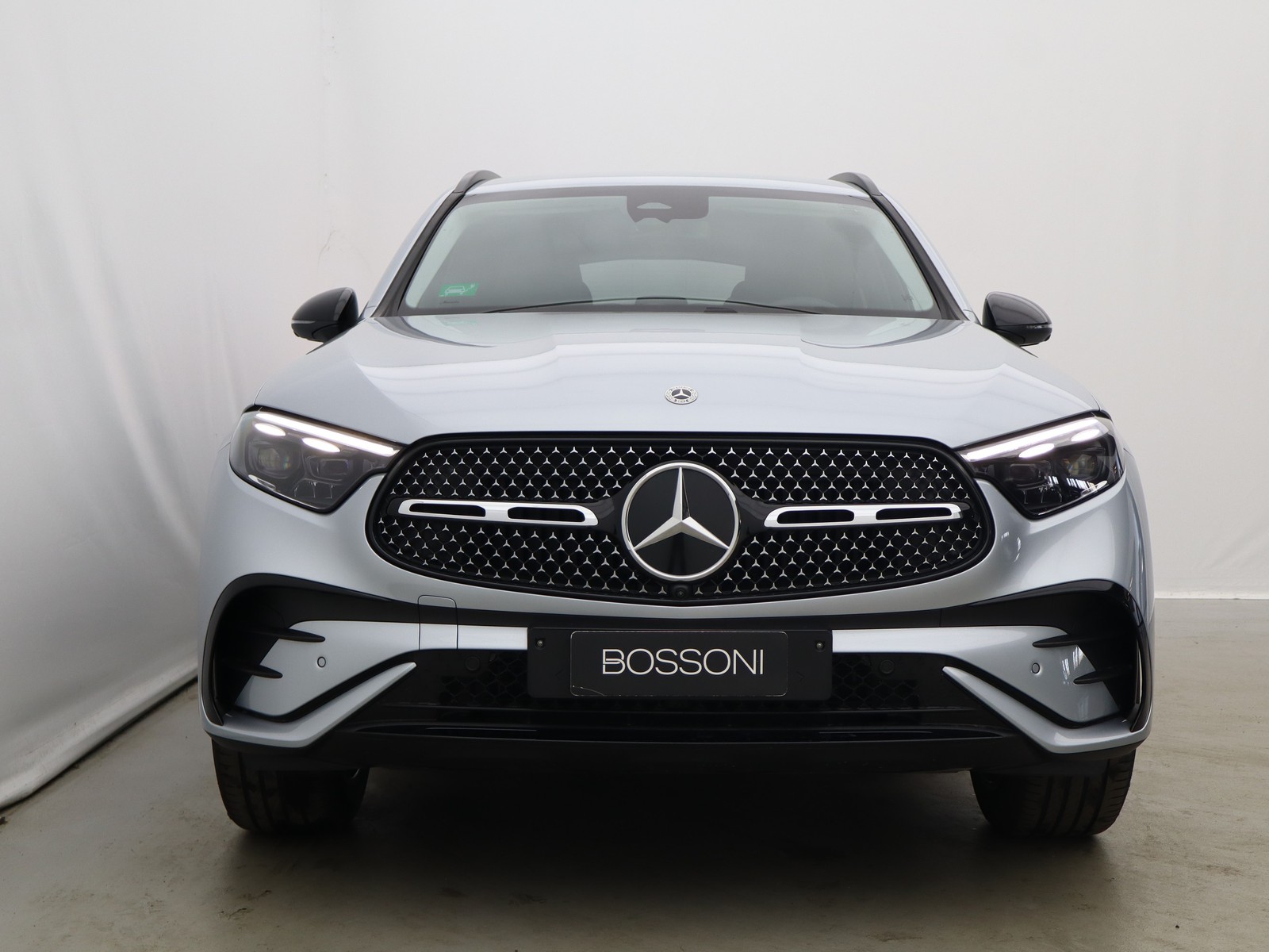 2 - Mercedes GLC suv 300 de plug in hybrid amg line advanced plus 4matic 9g-tronic