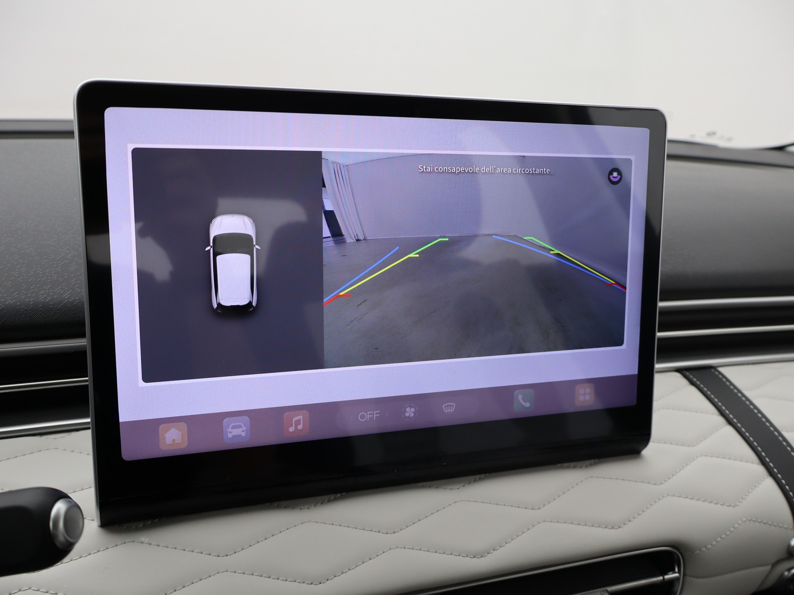 11 - Dongfeng Box 32,6 kwh style edition