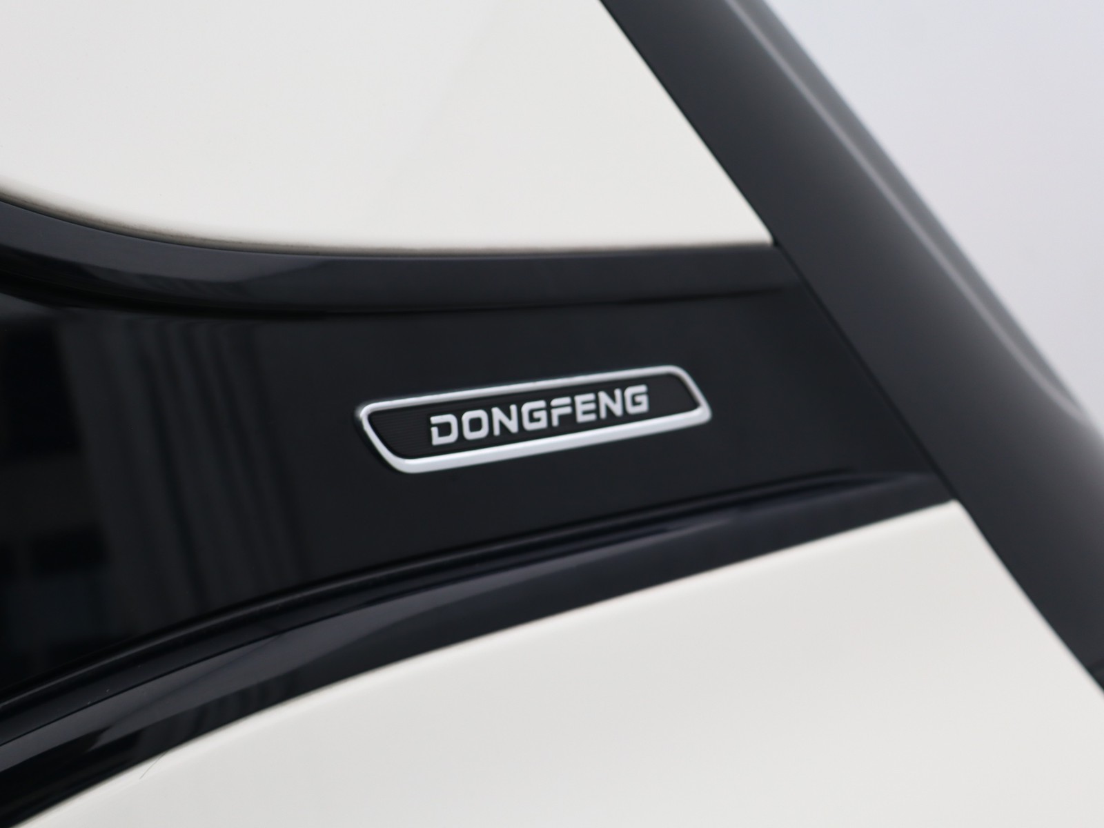 17 - Dongfeng Box 43,9 kwh premium edition