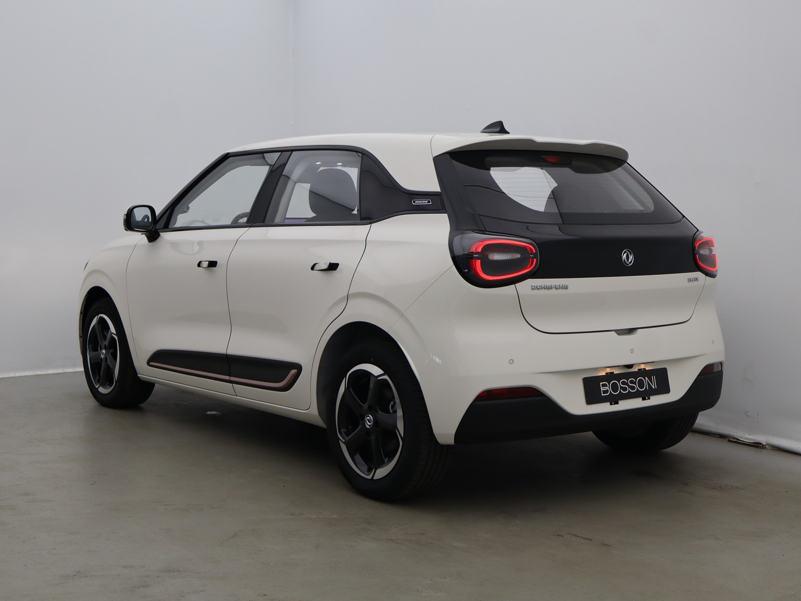 5 - Dongfeng Box 43,9 kwh premium edition