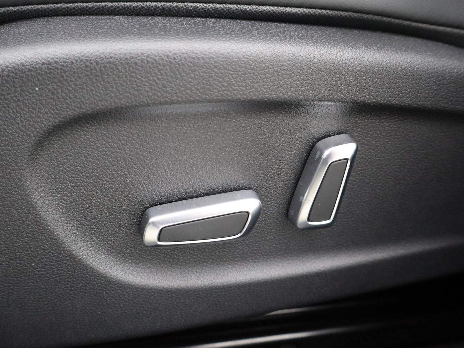 17 - Dongfeng Box 43,9 kwh premium edition