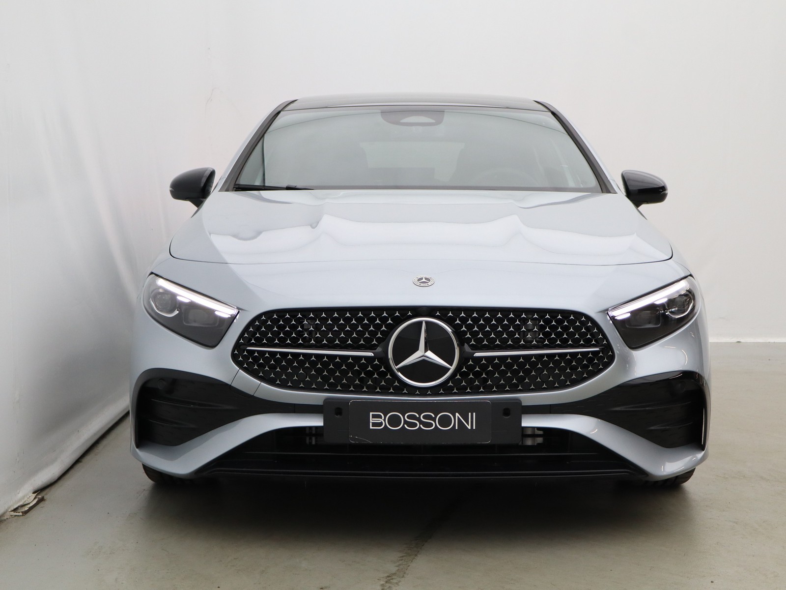 2 - Mercedes Classe A 180 d amg line premium speedshift dct amg 8g