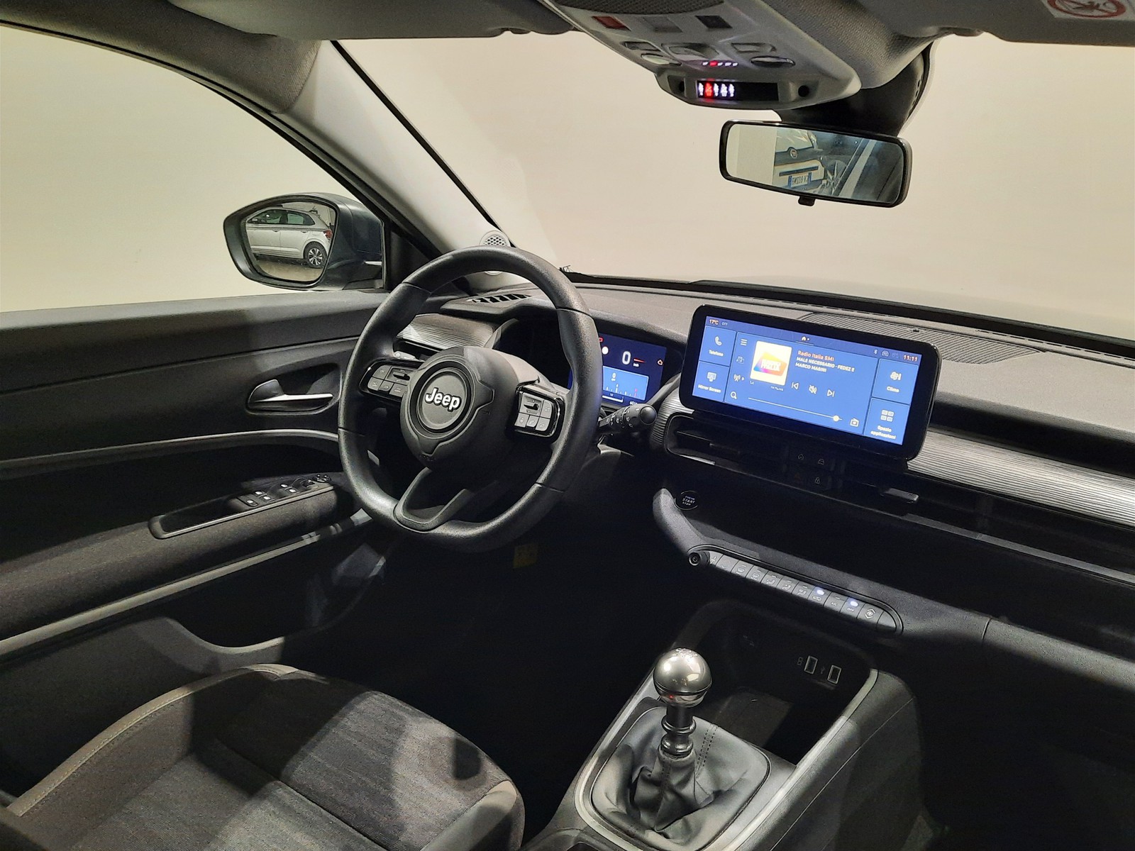 6 - Jeep Avenger 1.2 turbo 100cv longitude fwd