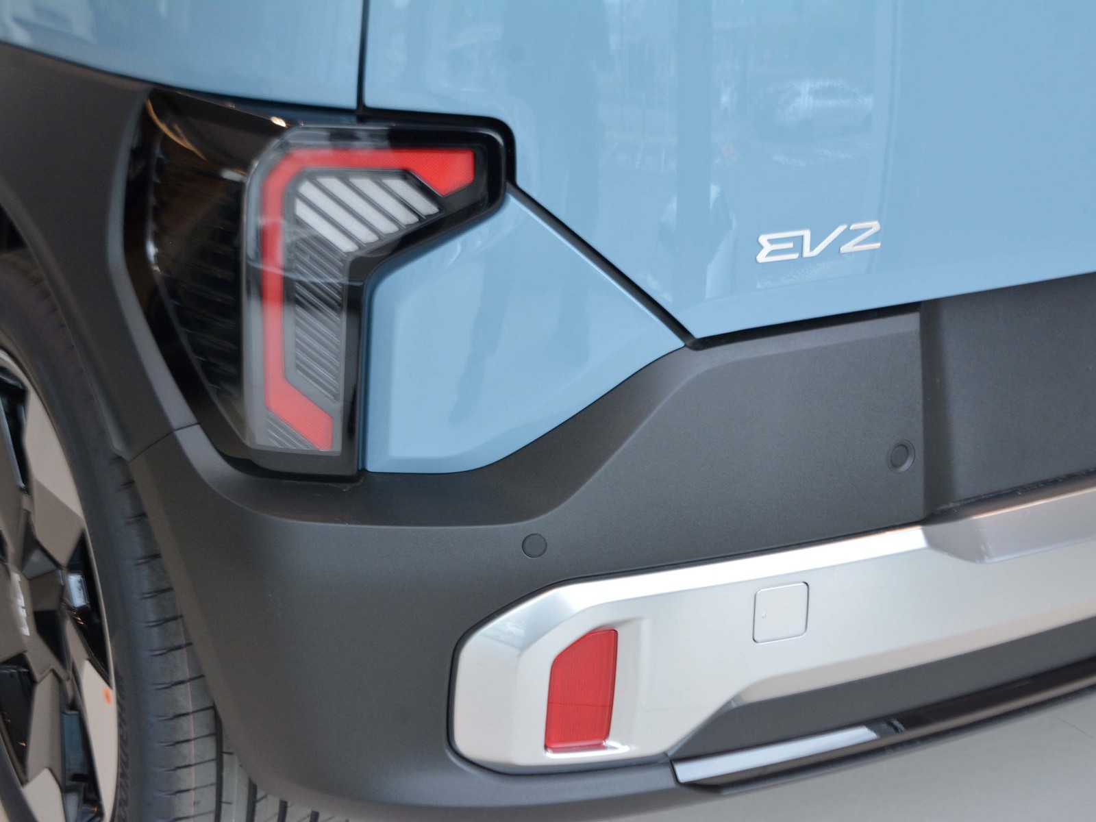23 - Kia EV2 42,2 kwh earth obc 22kw