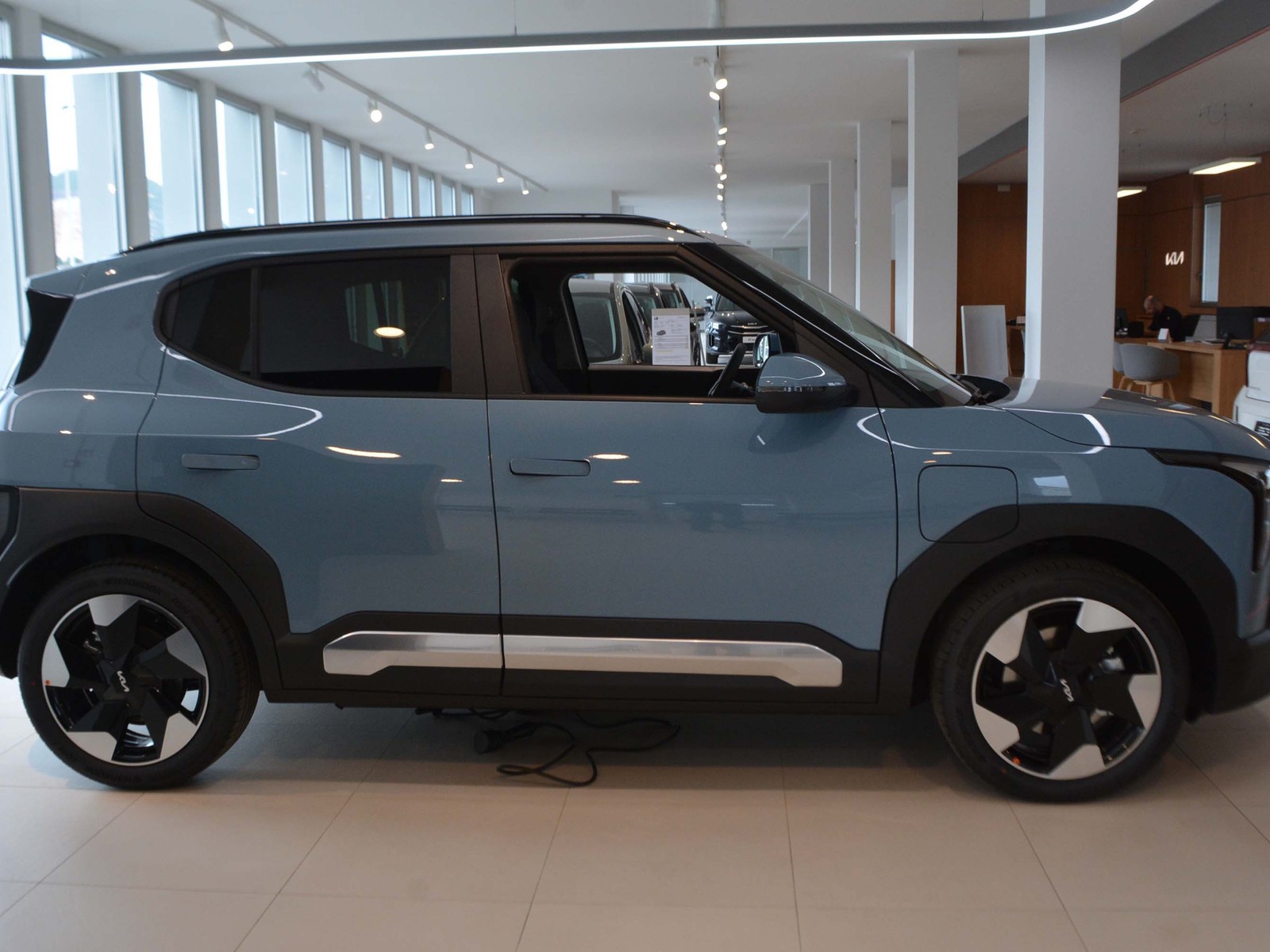 24 - Kia EV2 42,2 kwh earth obc 22kw