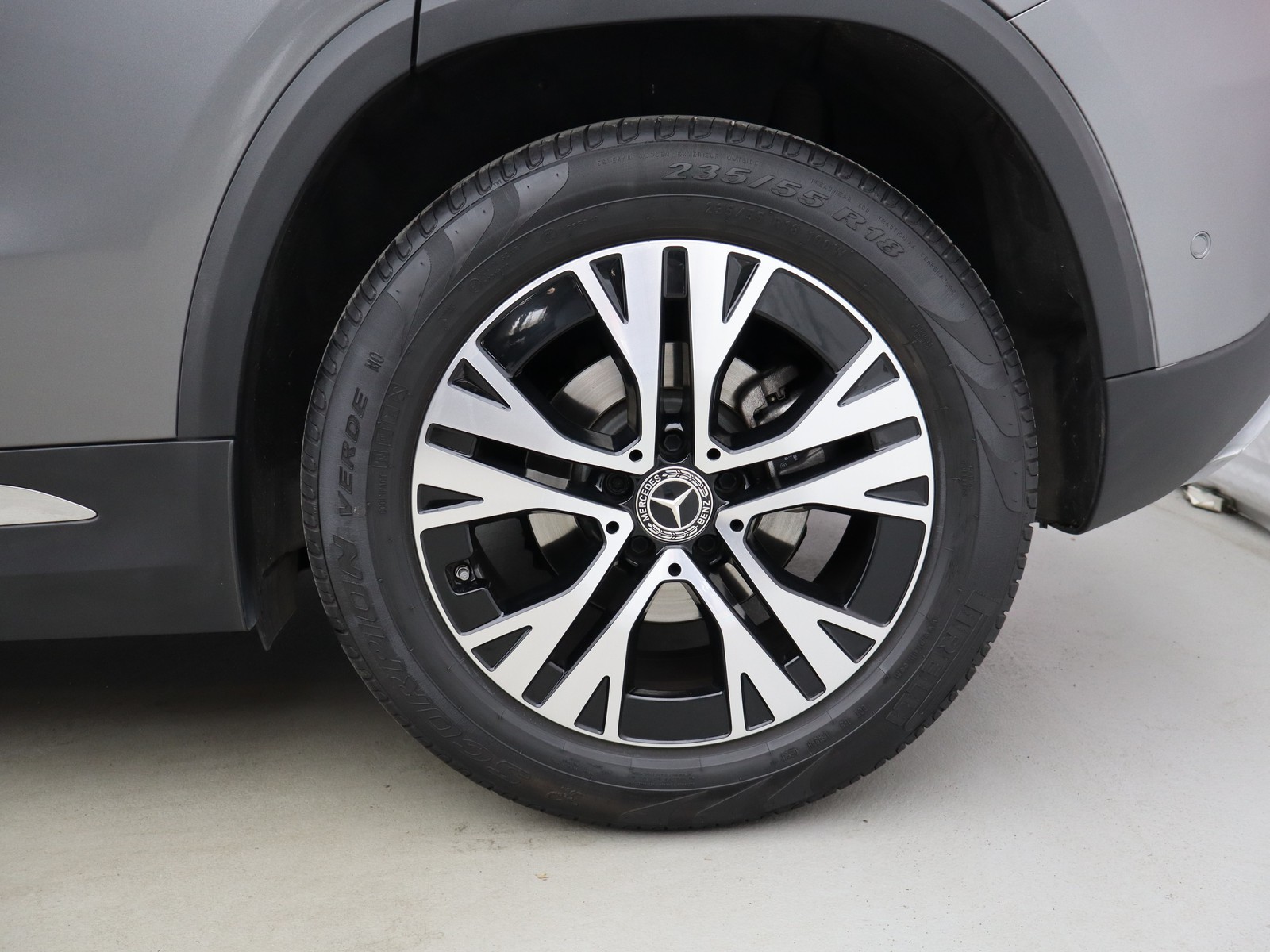 4 - Mercedes GLA 180 d progressive advanced plus 8g-dct