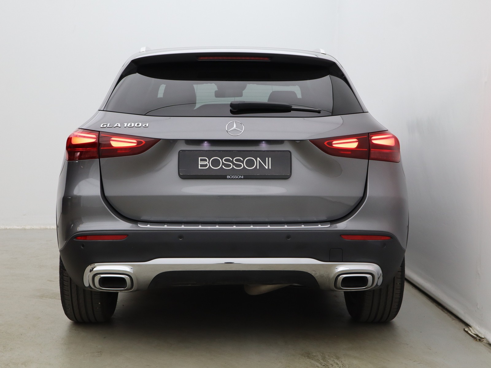 6 - Mercedes GLA 180 d progressive advanced plus 8g-dct