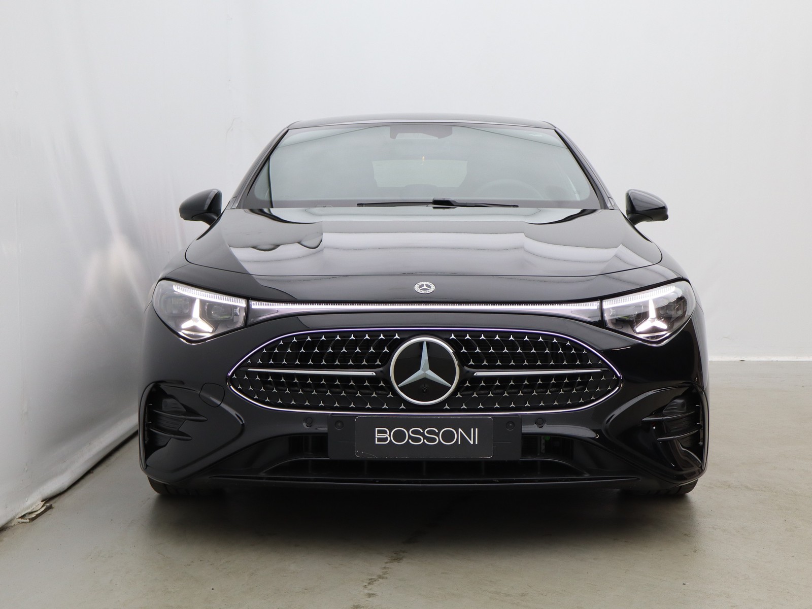2 - Mercedes CLA 200 advanced plus auto