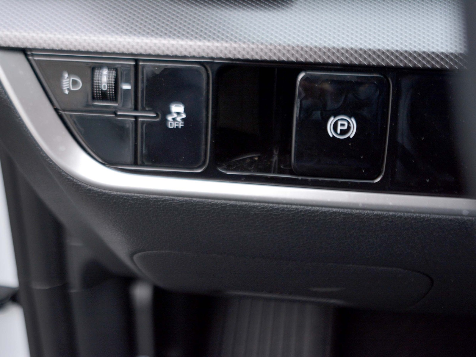 17 - Kia Sportage 1.6 t-gdi mhev 160cv special edition sunroof pack dct