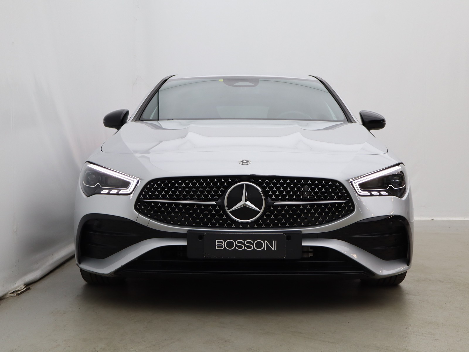2 - Mercedes CLA shooting brake 200 d amg line premium 8g-dct