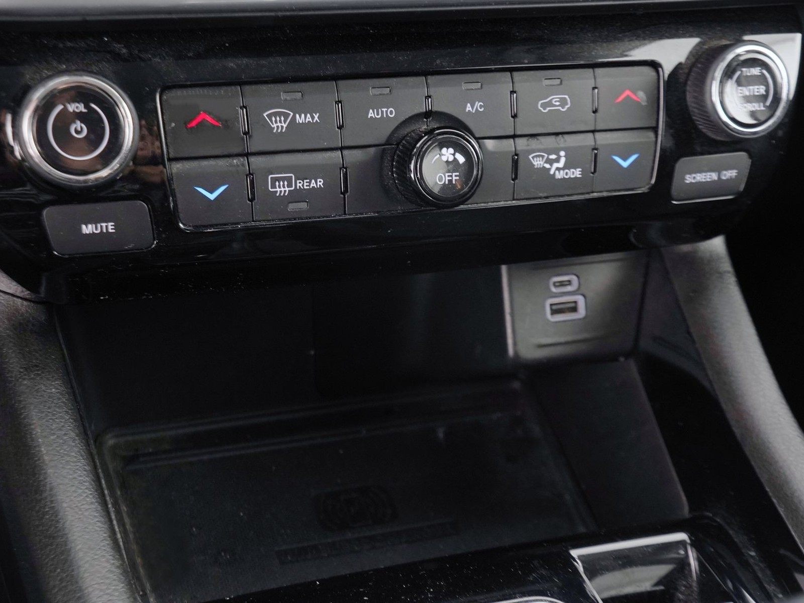 24 - Jeep Compass 1.6 multijet ii 130cv limited 2wd