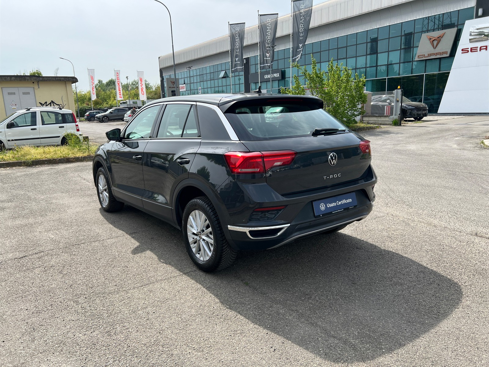 4 - Volkswagen T-Roc 1.5 tsi act style dsg