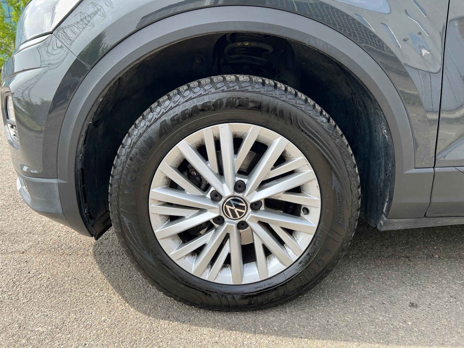 5 - Volkswagen T-Roc 1.5 tsi act style dsg