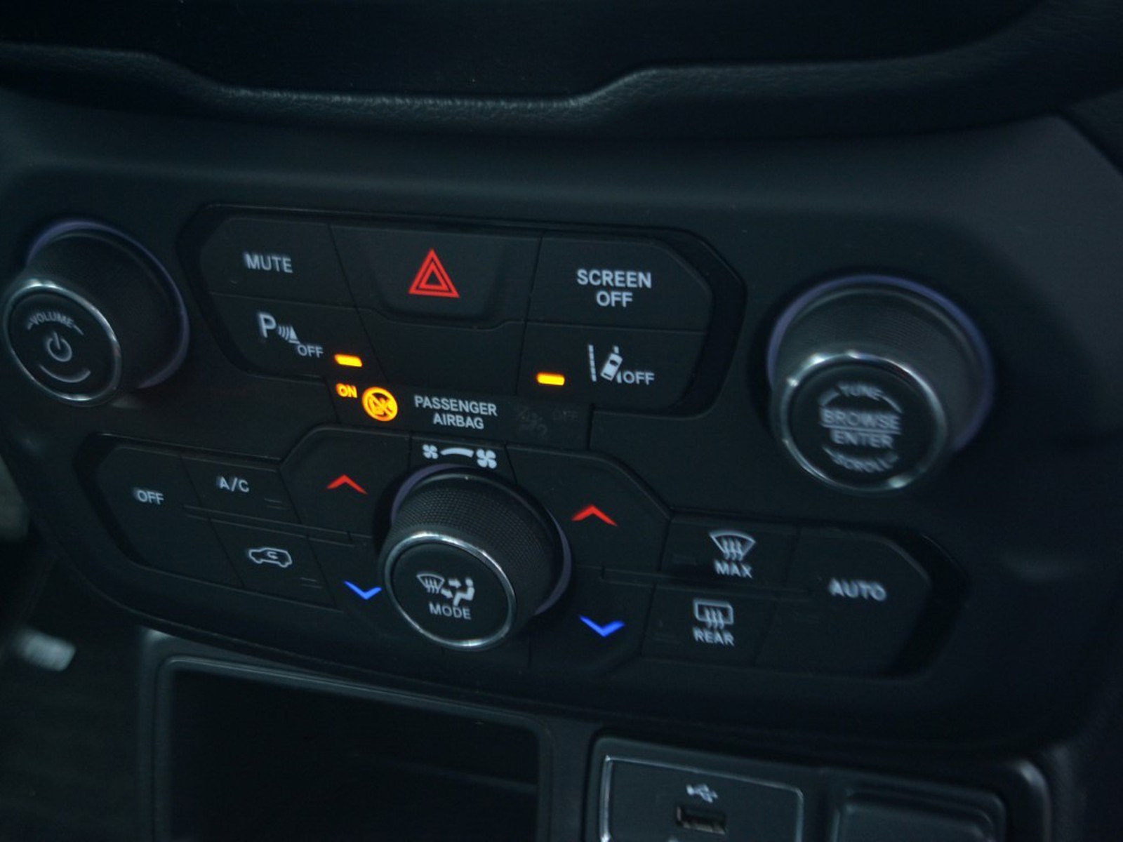 11 - Jeep Renegade 1.6 multijet ii 130cv limited 2wd