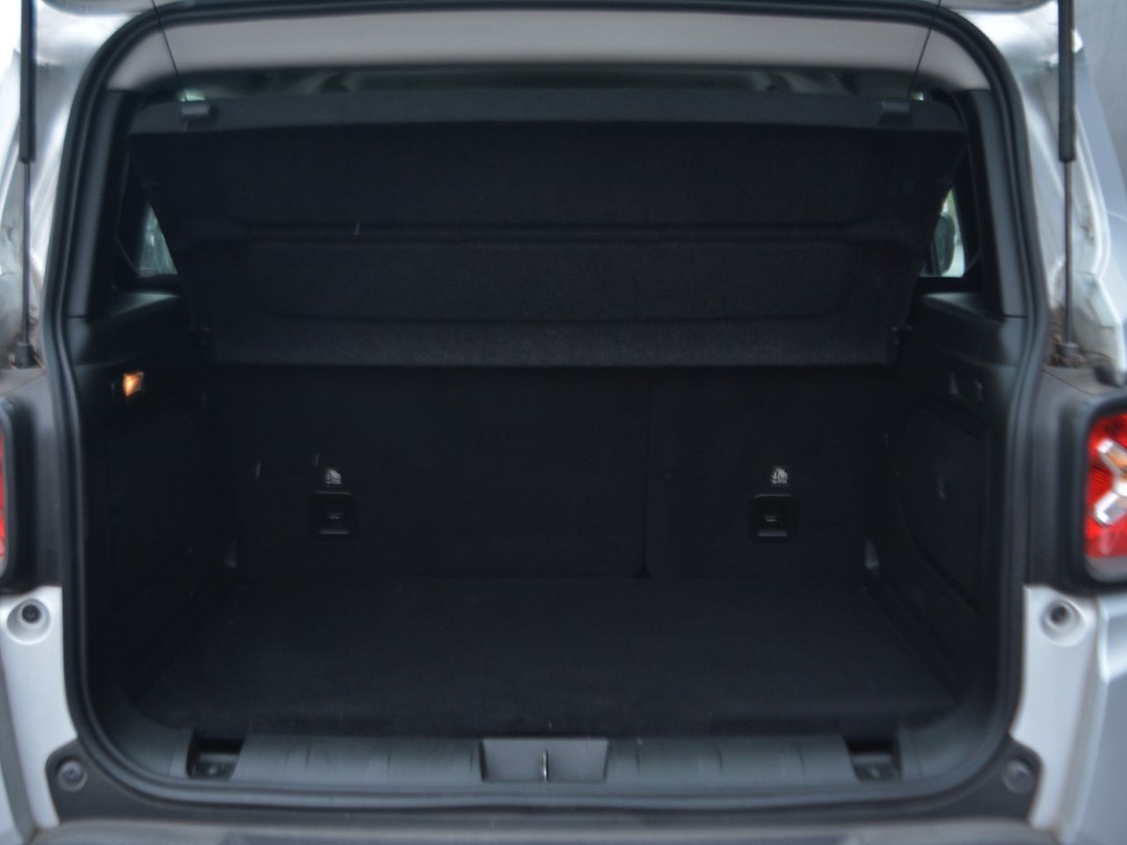 14 - Jeep Renegade 1.6 multijet ii 130cv limited 2wd