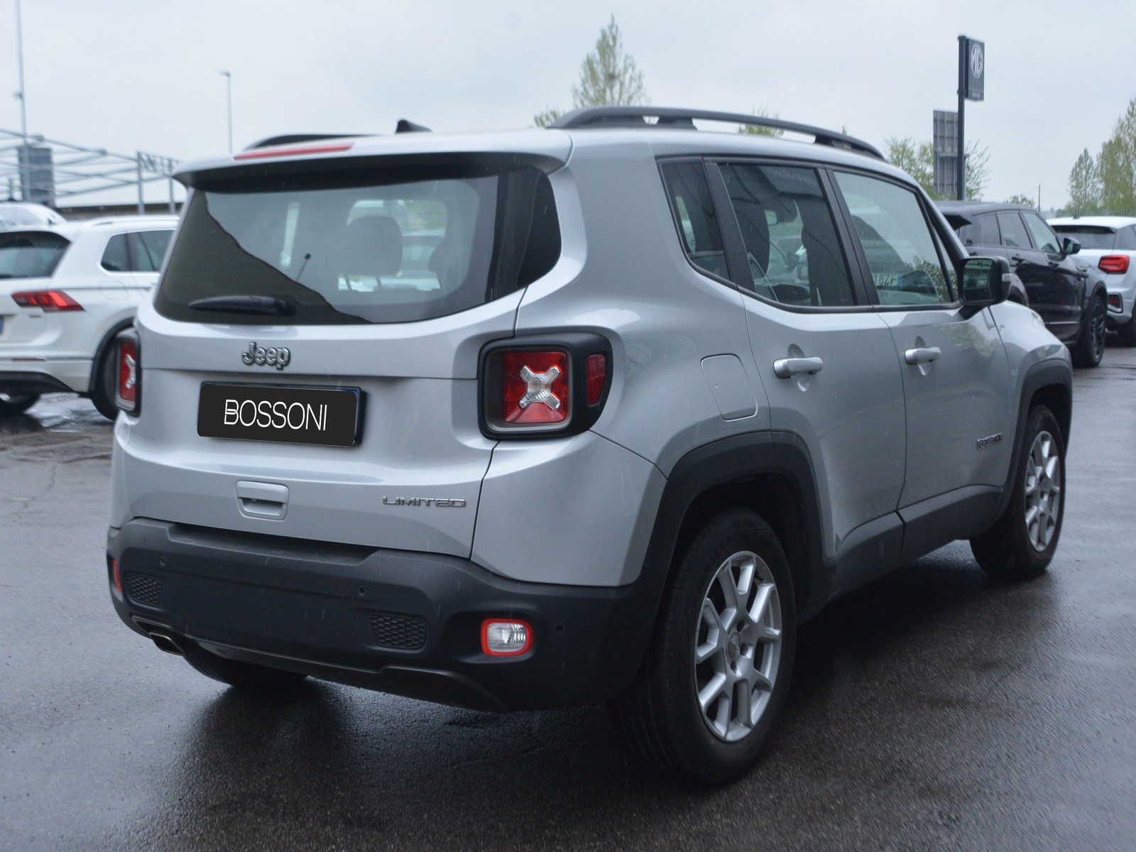3 - Jeep Renegade 1.6 multijet ii 130cv limited 2wd