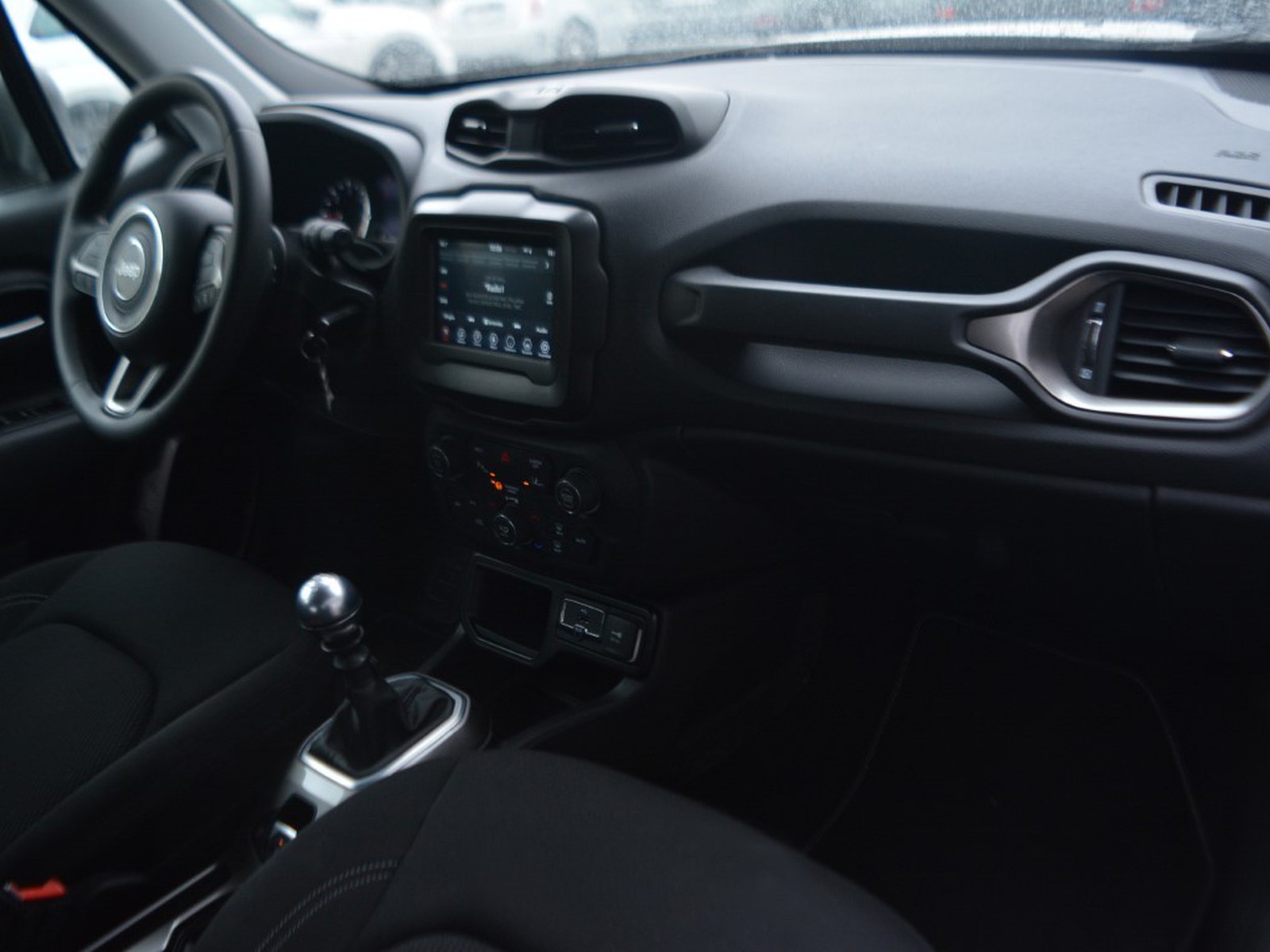 8 - Jeep Renegade 1.6 multijet ii 130cv limited 2wd
