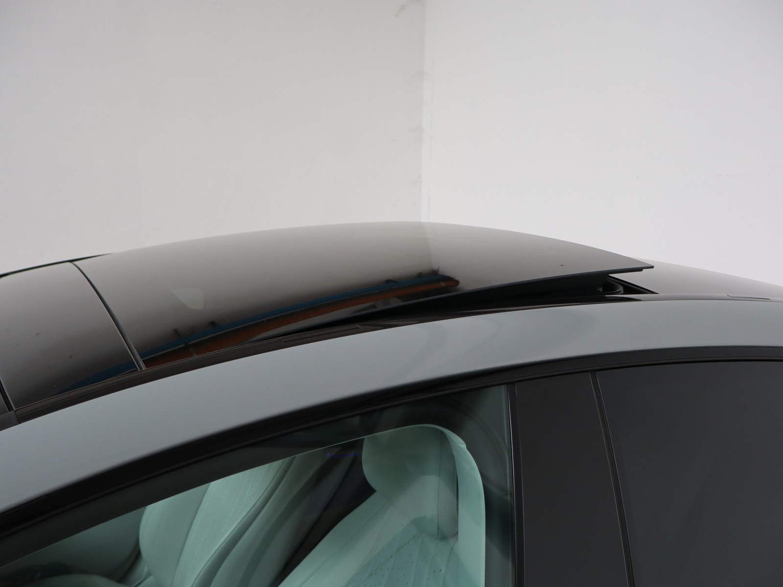 21 - Mercedes EQE 350 premium plus 4matic