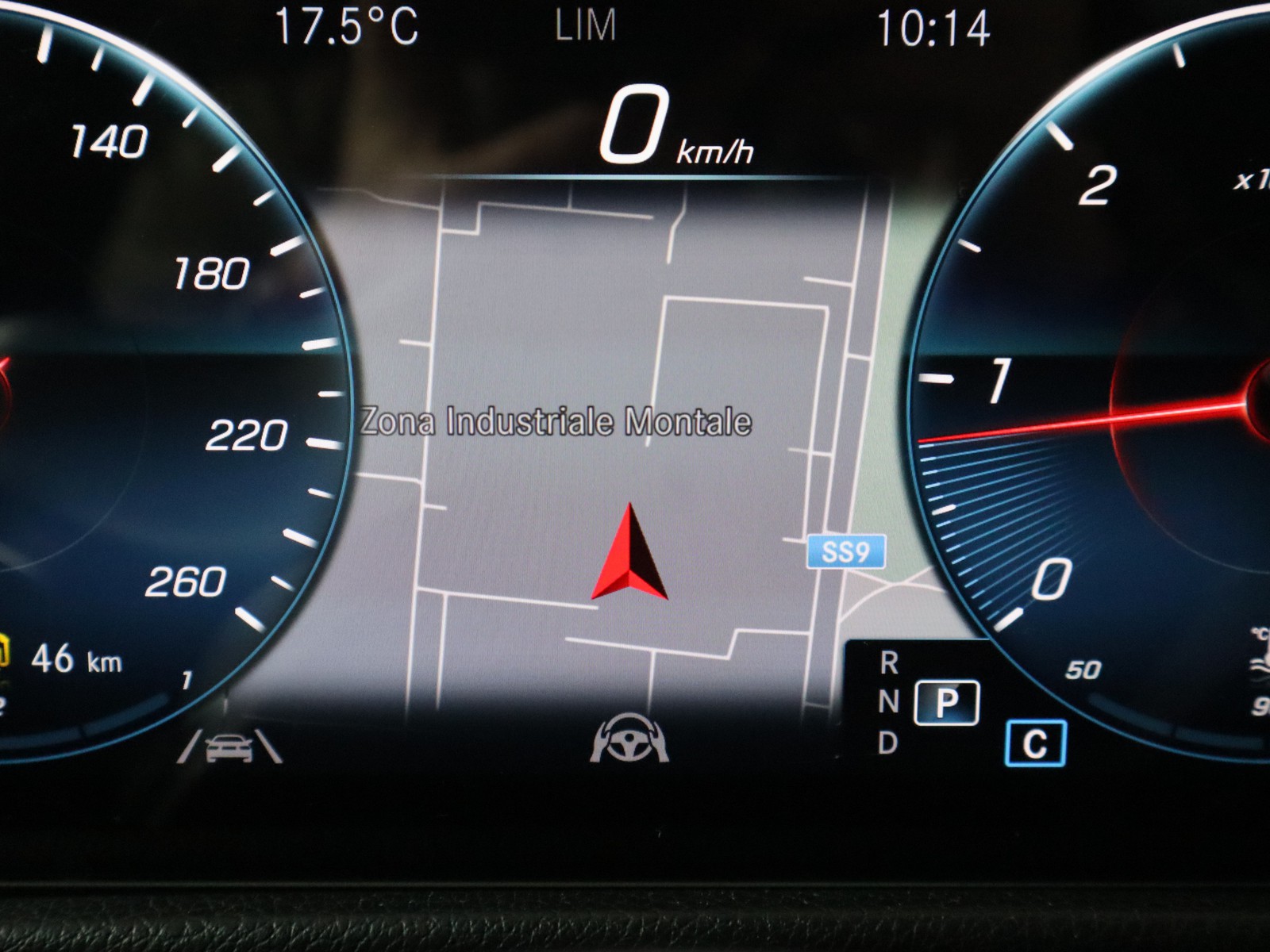 15 - Mercedes GLB 200 d premium 8g-dct