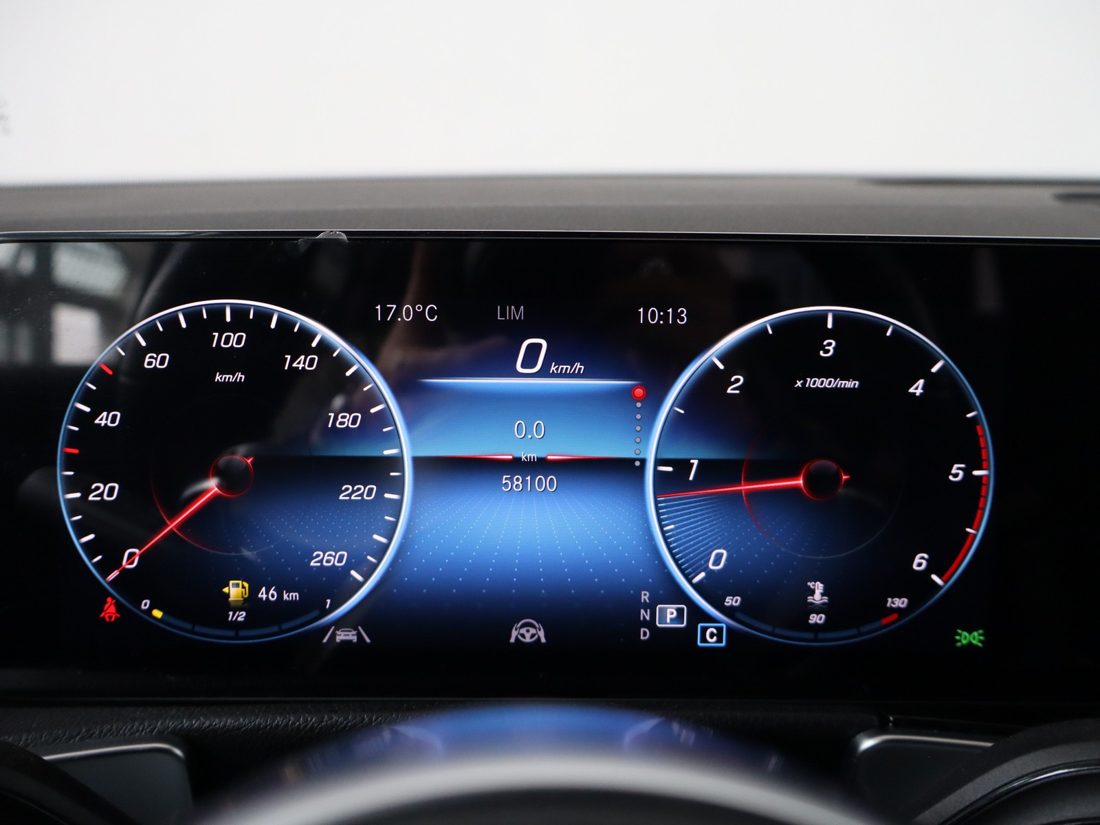 9 - Mercedes GLB 200 d premium 8g-dct