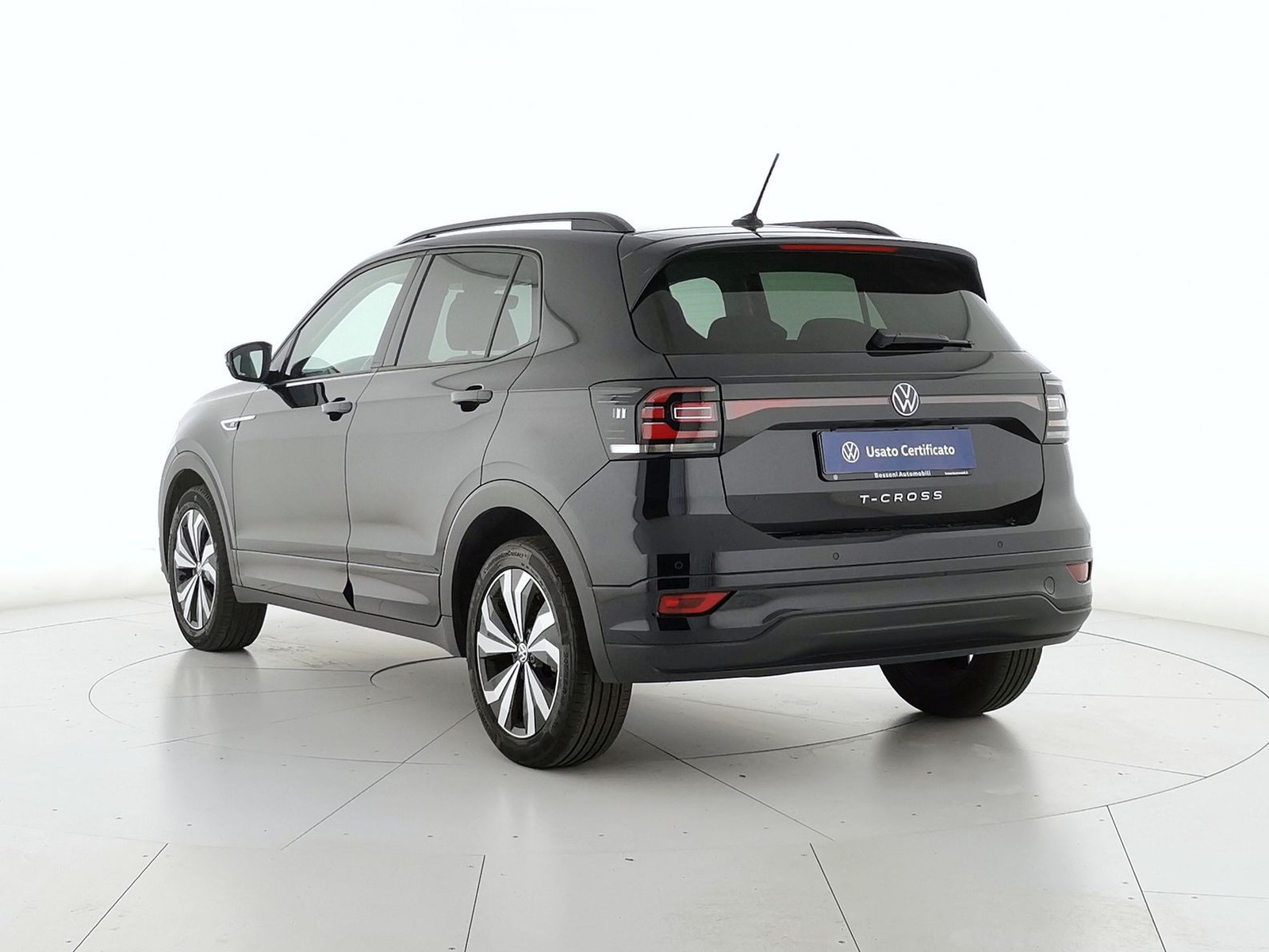 4 - Volkswagen T-Cross 1.0 tsi 110cv sport dsg