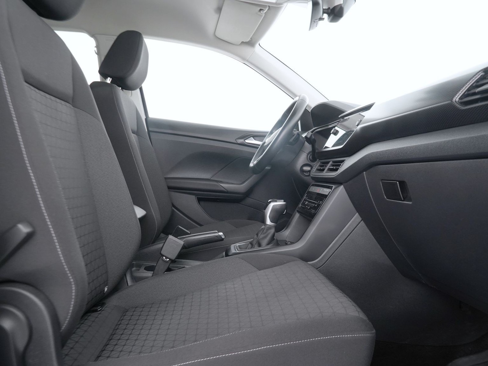 8 - Volkswagen T-Cross 1.0 tsi 110cv sport dsg