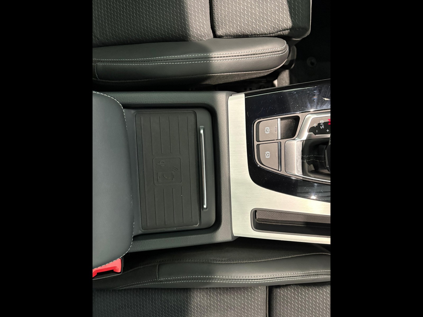 21 - Audi Q5 sportback 40 2.0 tdi mhev 12v s line quattro s tronic