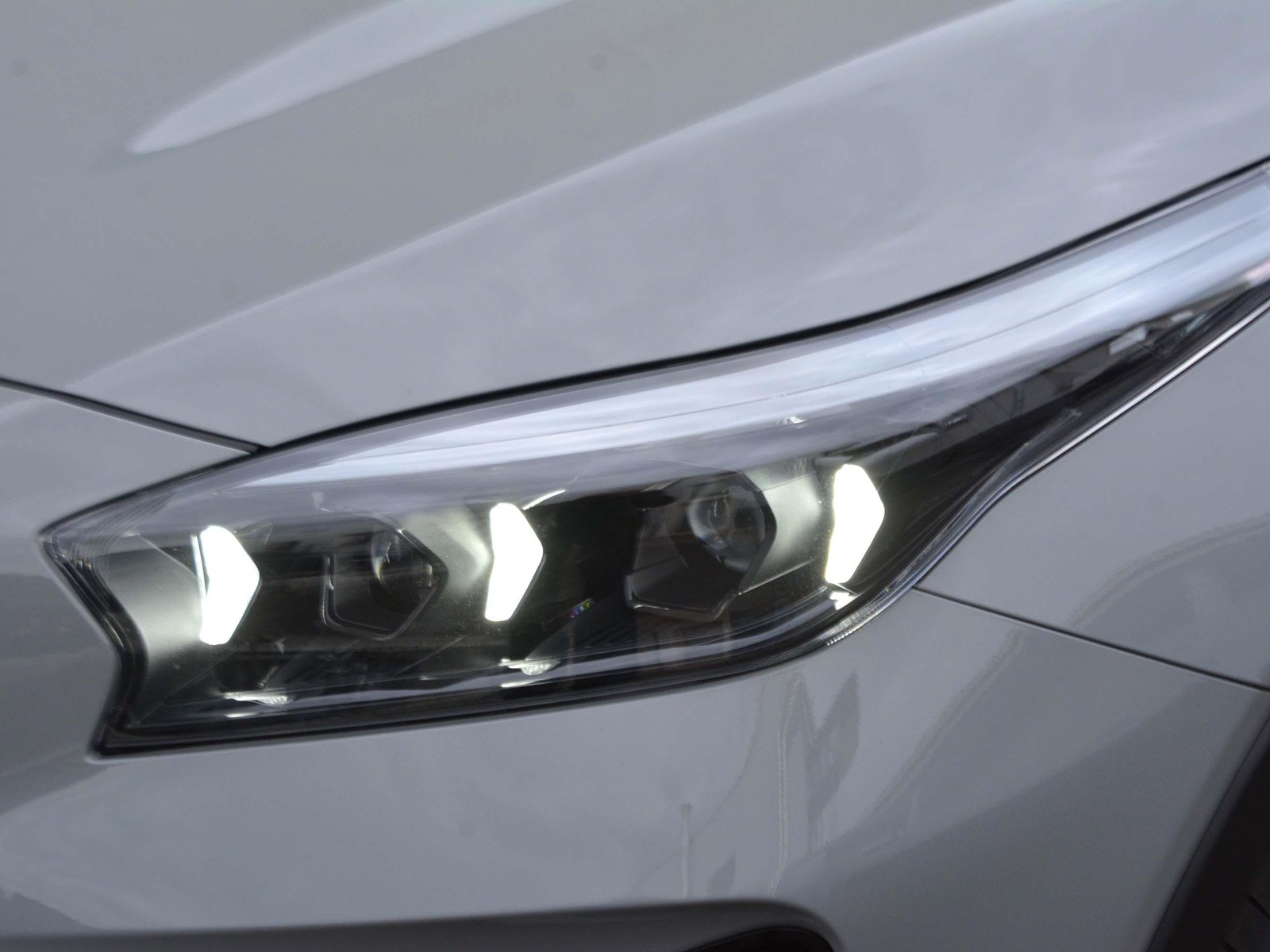 22 - Kia Xceed 1.6 t-gdi 150cv special edition dct7
