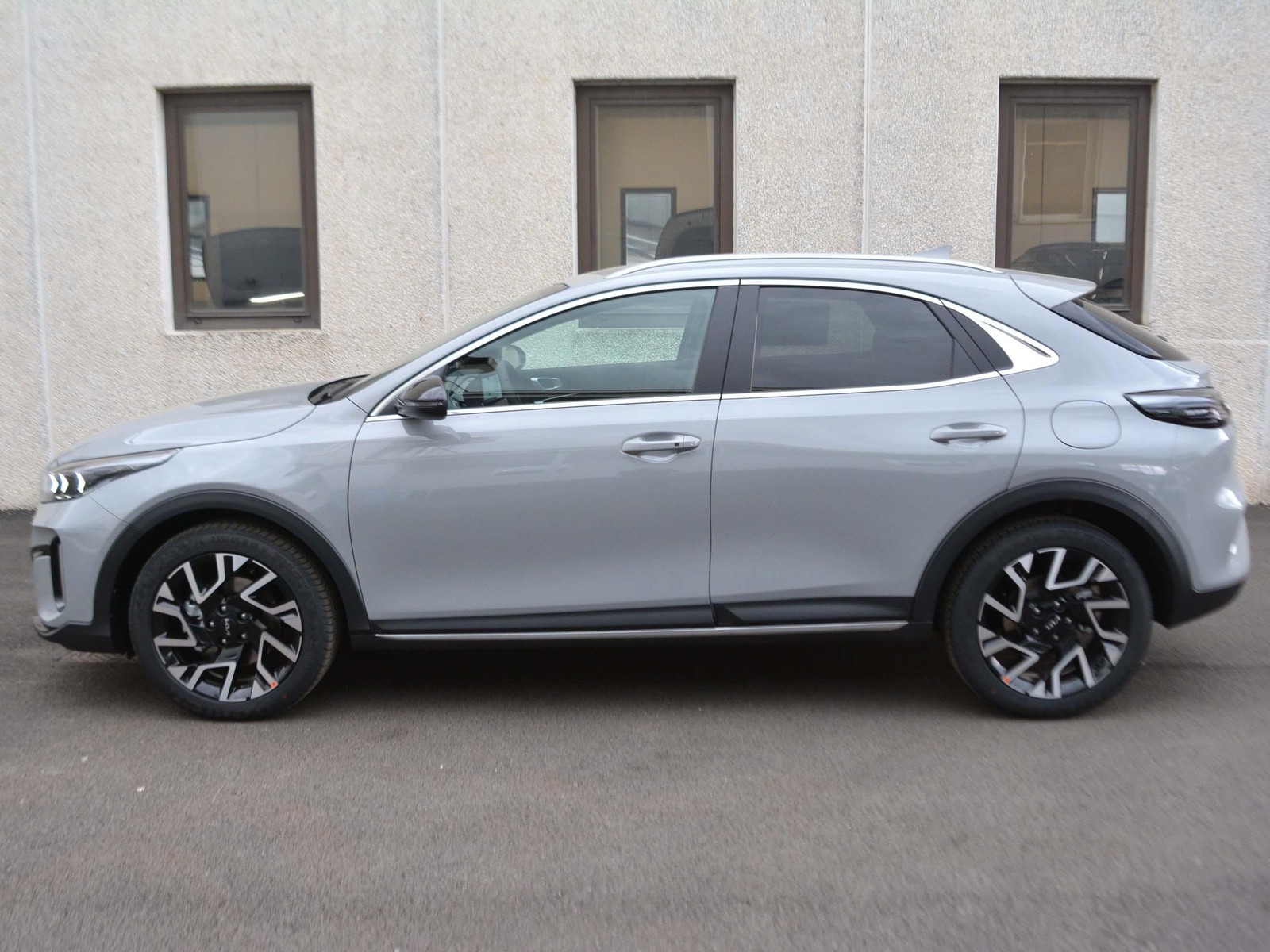 24 - Kia Xceed 1.6 t-gdi 150cv special edition dct7